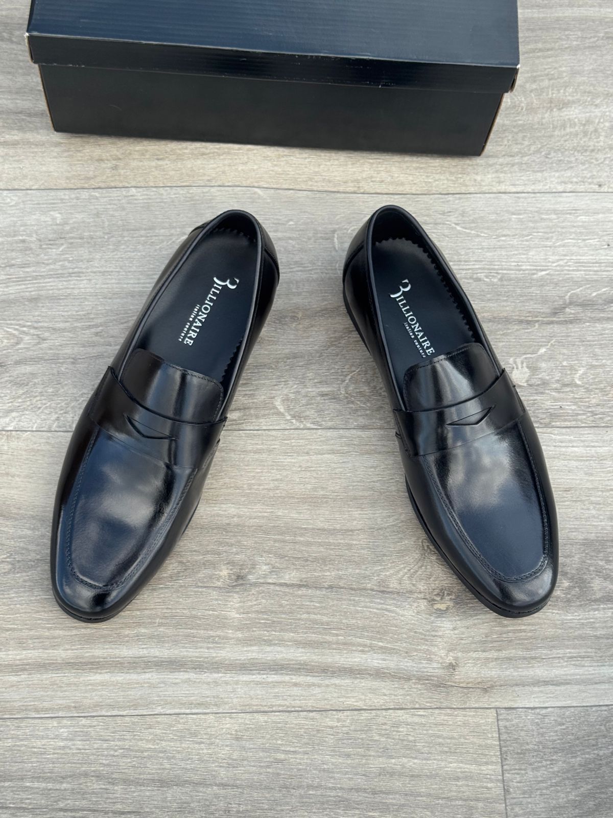 Men's Black Classic Penny Loafer