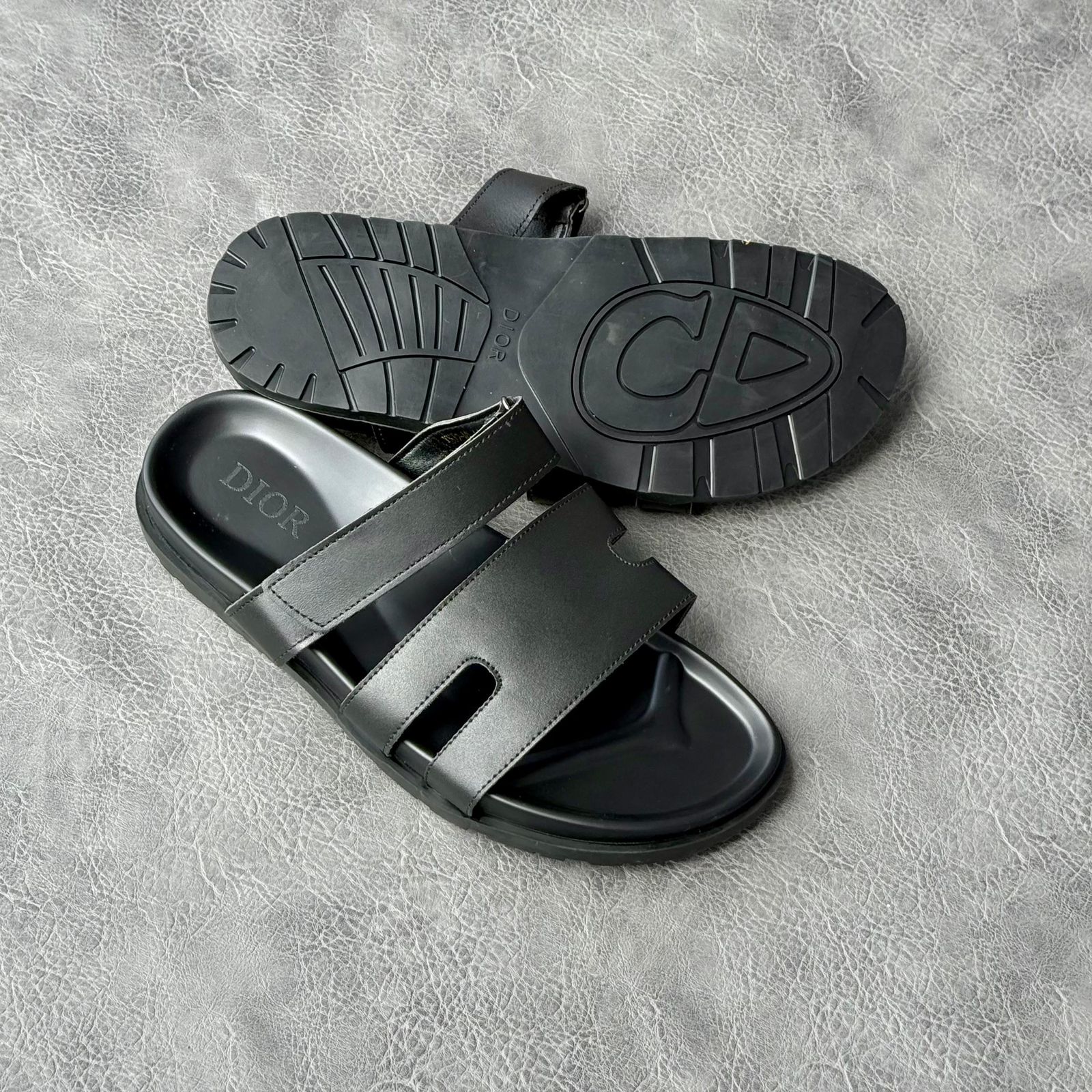 Hermes Chypre sandals