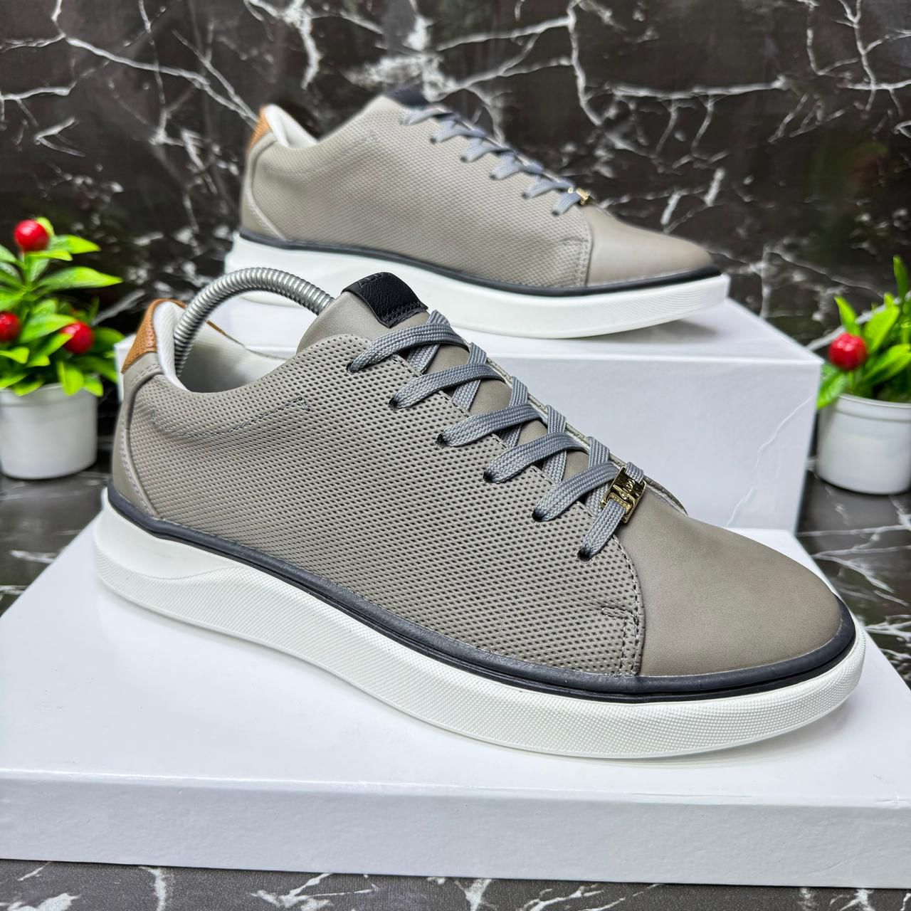 Man's Sneakers