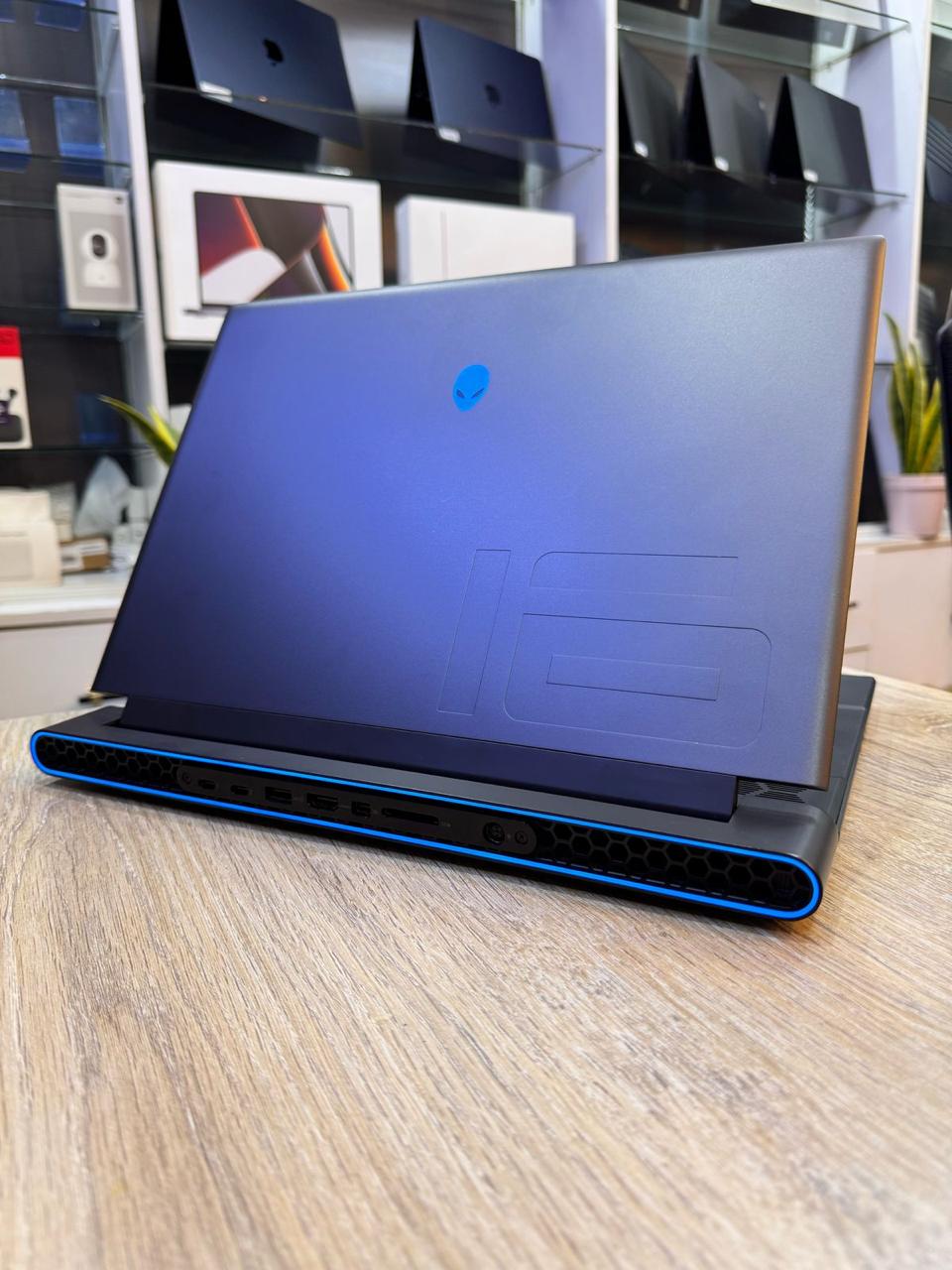 Buy Alienware M16 R1 in Kenya – RTX 4080, Intel i9, RGB Keyboard, 16