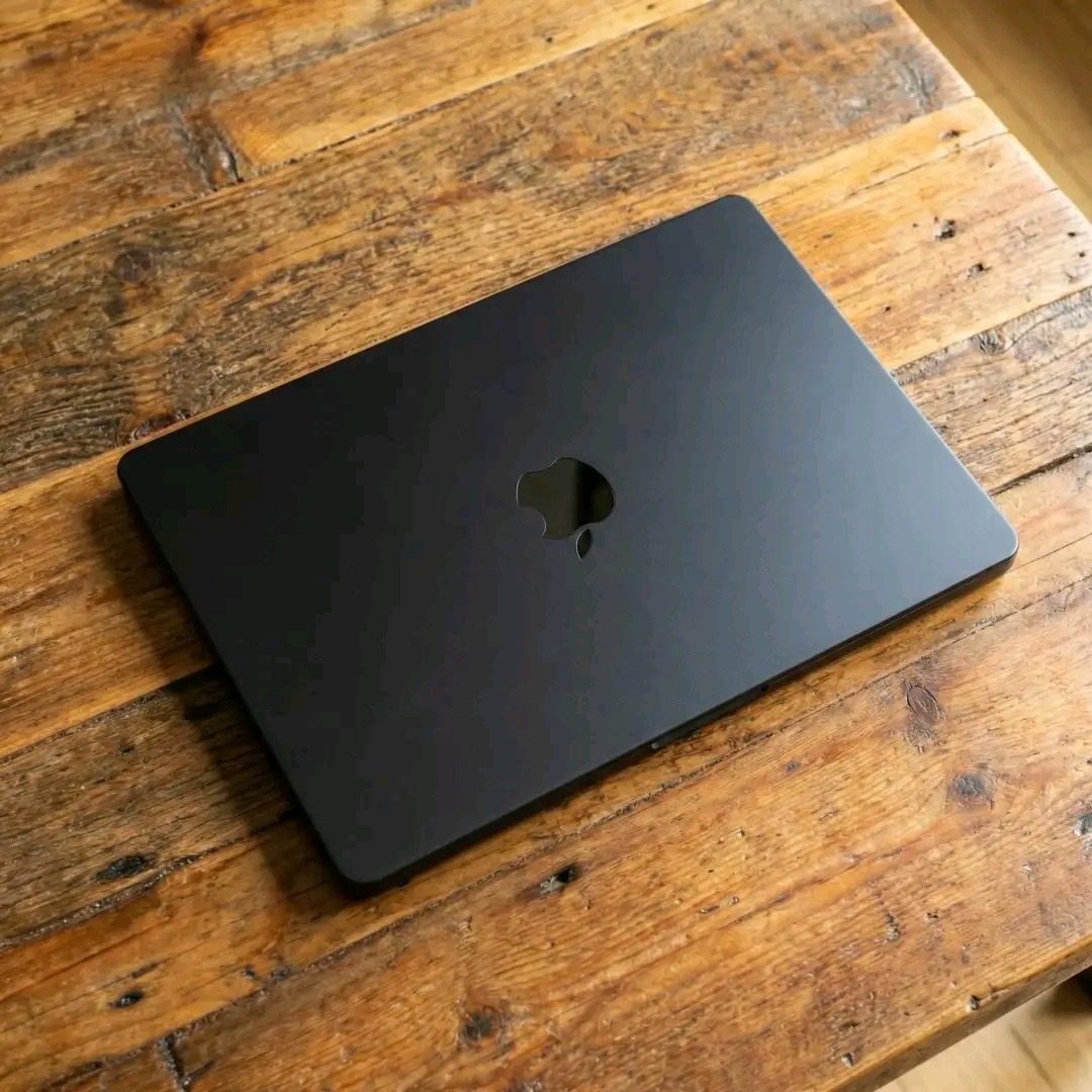 Apple MacBook Pro 14-inch M4 Pro – 24GB RAM, 512GB SSD, 16-Core GPU | 14.2” Liquid Retina XDR Display | Touch ID, Wi-Fi 6E, macOS Laptop