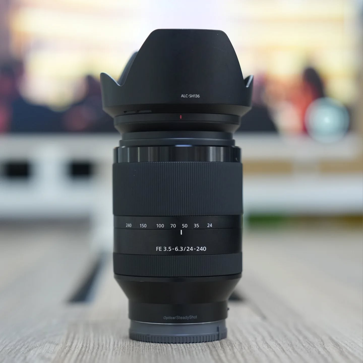 Sony FE 24-240mm f/3.5-6.3 OSS Lens – Full-Frame E-Mount Zoom with Optical SteadyShot