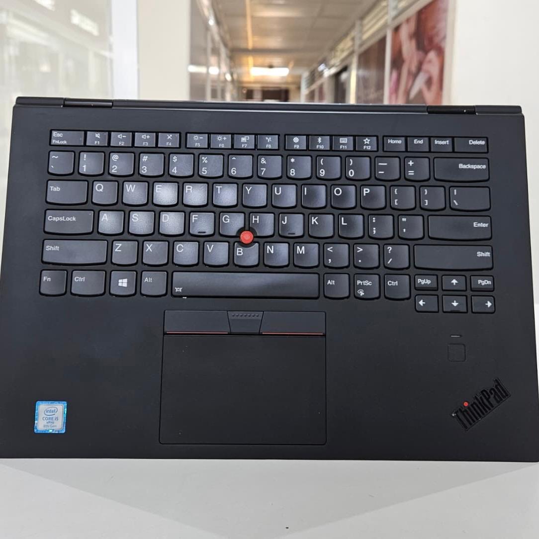 Lenovo X1 Yoga Convertible Laptop  Intel Core i5, 16GB RAM, 256GB SSD