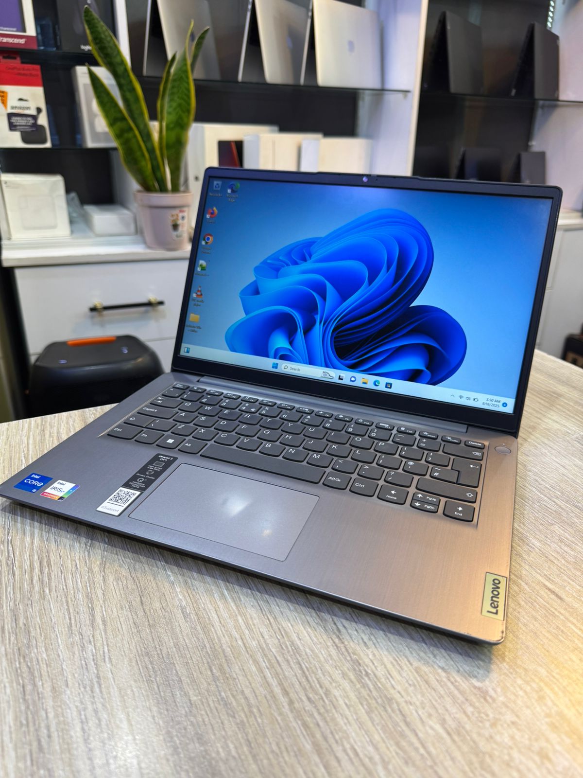 Lenovo IdeaPad 3  i5 11th Gen, 20GB RAM, 512GB SSD, 14