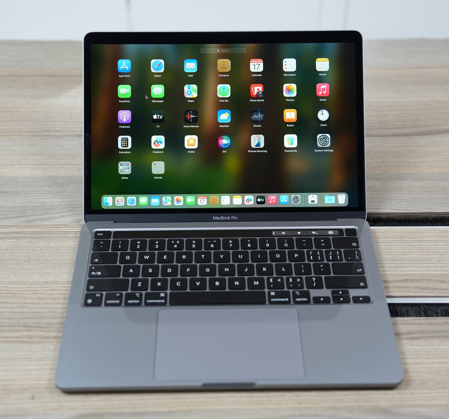 Buy MacBook Pro M2 in Kenya – 13.3