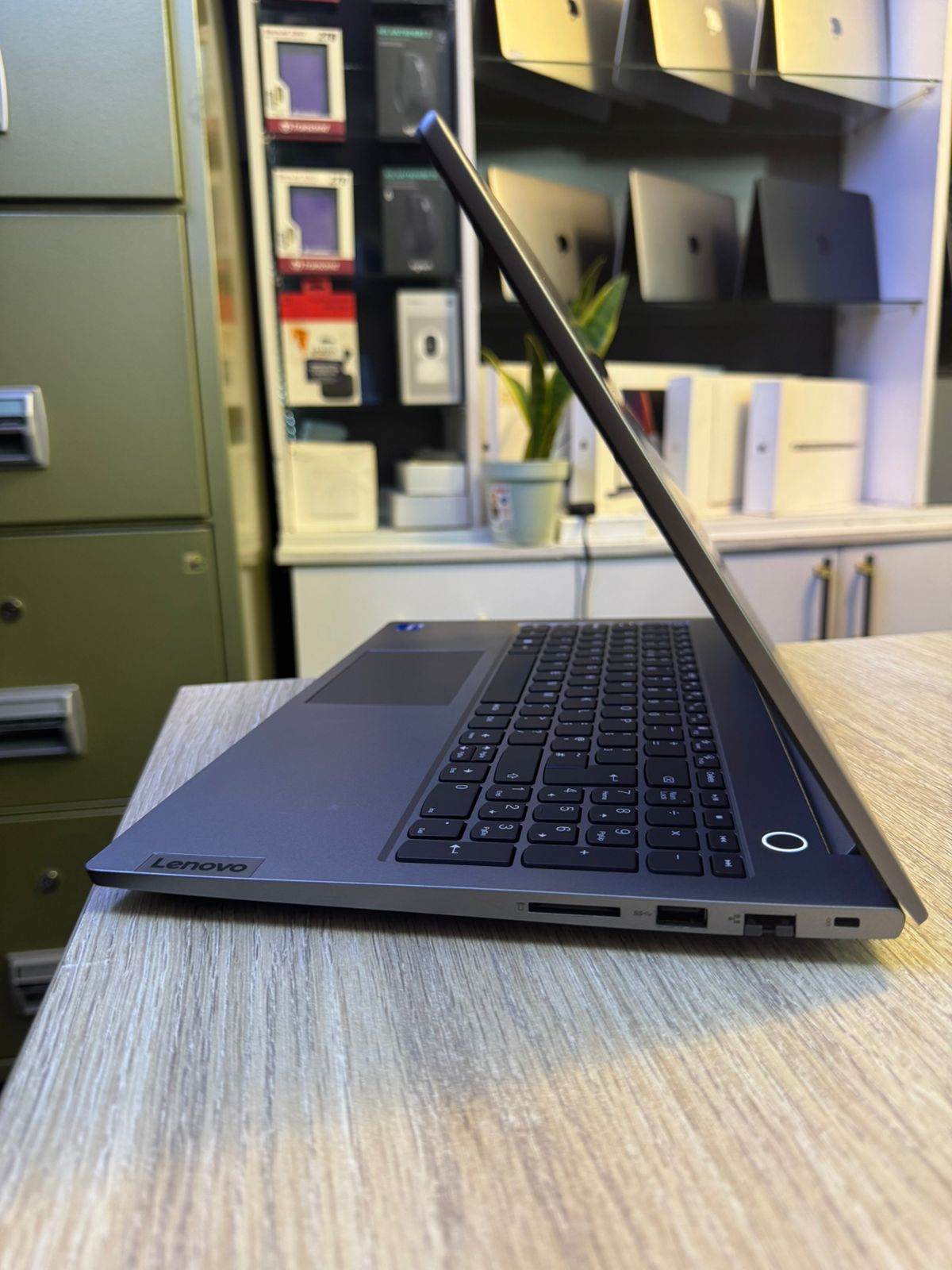 Lenovo ThinkBook 15 Business Laptop  Core i5, 16GB RAM, 512GB SSD