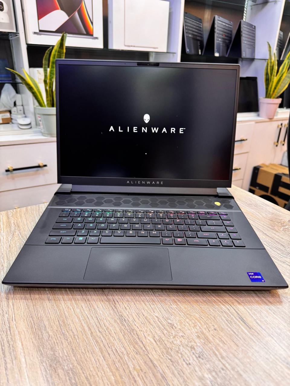 Buy Alienware M16 R1 in Kenya – RTX 4080, Intel i9, RGB Keyboard, 16