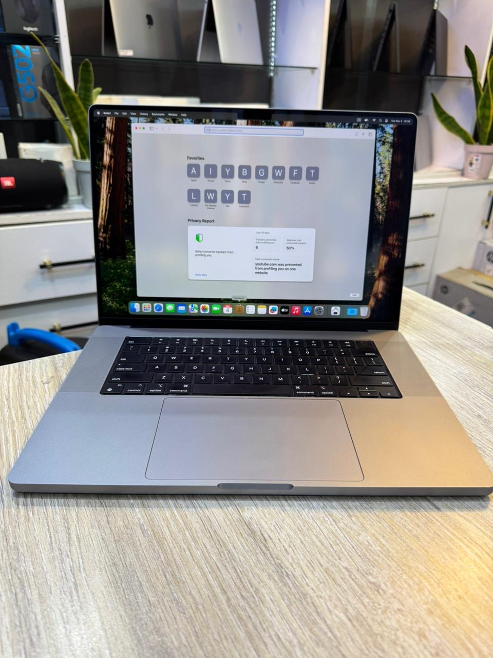 Apple MacBook Pro 16-Inch (2021) — M1 Max, 64GB RAM, 1TB SSD, 92% Battery Health