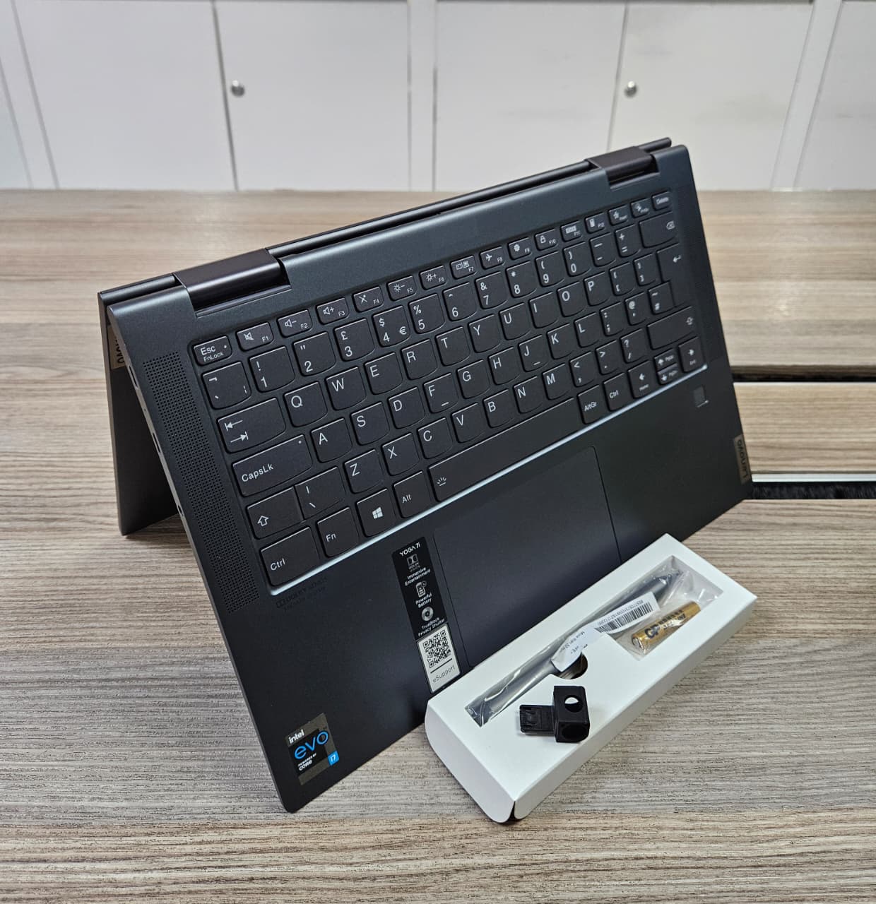 Lenovo Yoga 7i 14-Inch 2-in-1 Laptop | i7 11th Gen | 16GB/512GB | FHD Touch | Wi-Fi 6