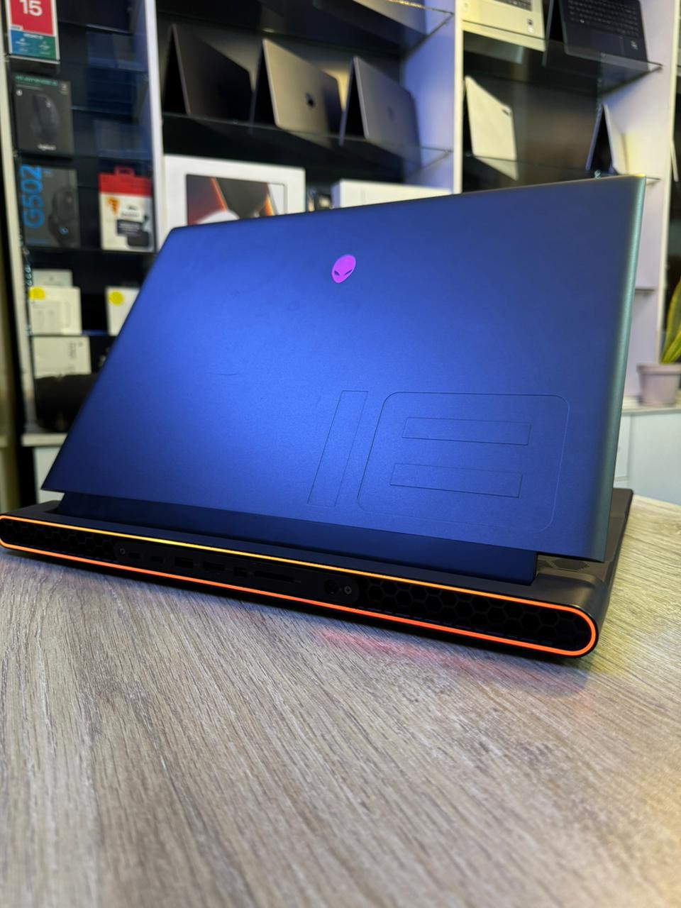 Dell Alienware 17 R2 – Intel Core i9 14th Gen, 64GB RAM, 4TB SSD, NVIDIA RTX 4090 16GB, 2K Display, RGB Backlit Gaming Laptop