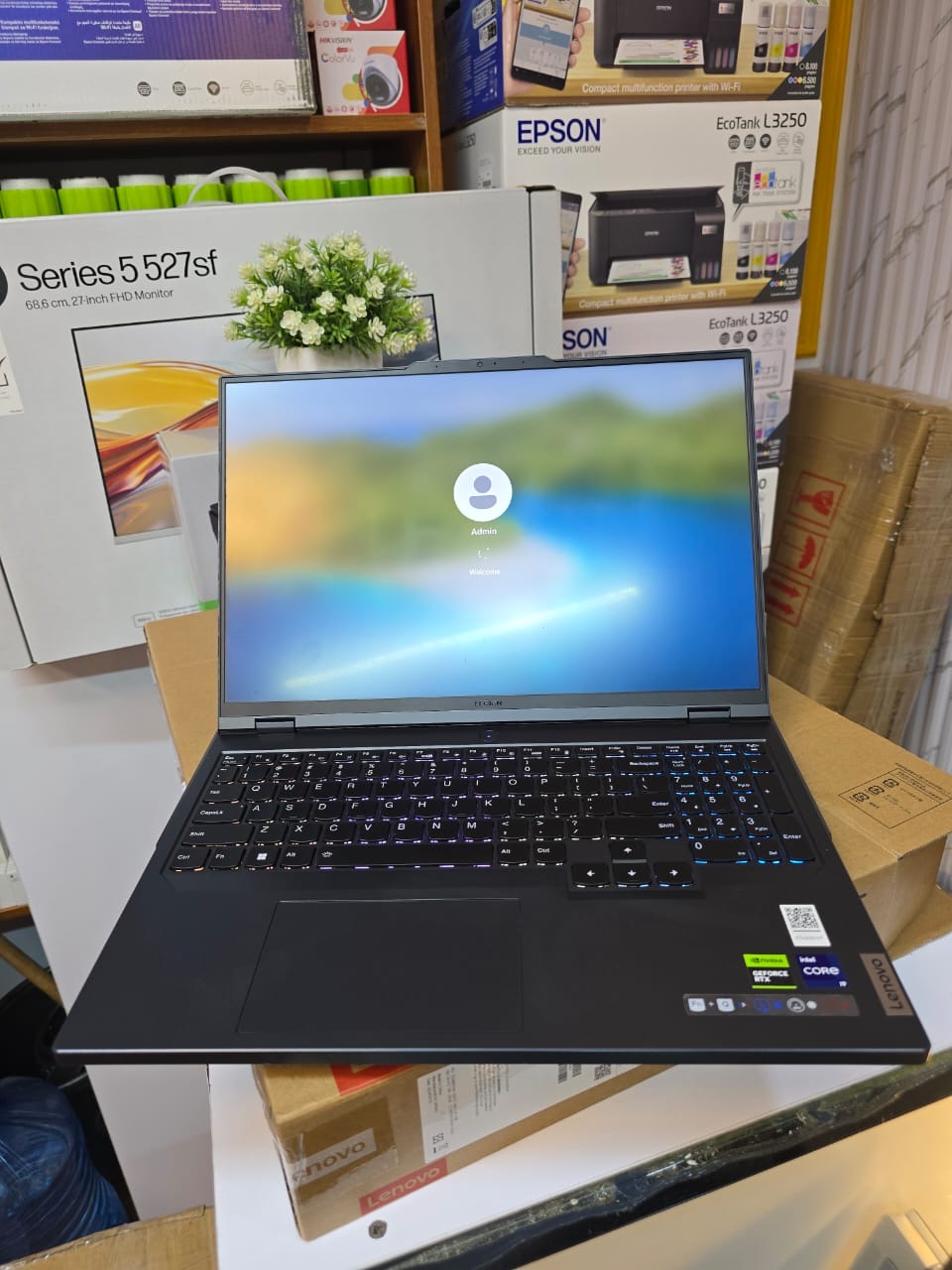 Lenovo Legion 5 16IRX8 – Core i9-13900HX, 32GB RAM, 1TB SSD, RTX 4060 8GB, 16” 165Hz QHD+ Gaming Laptop (Open Box)