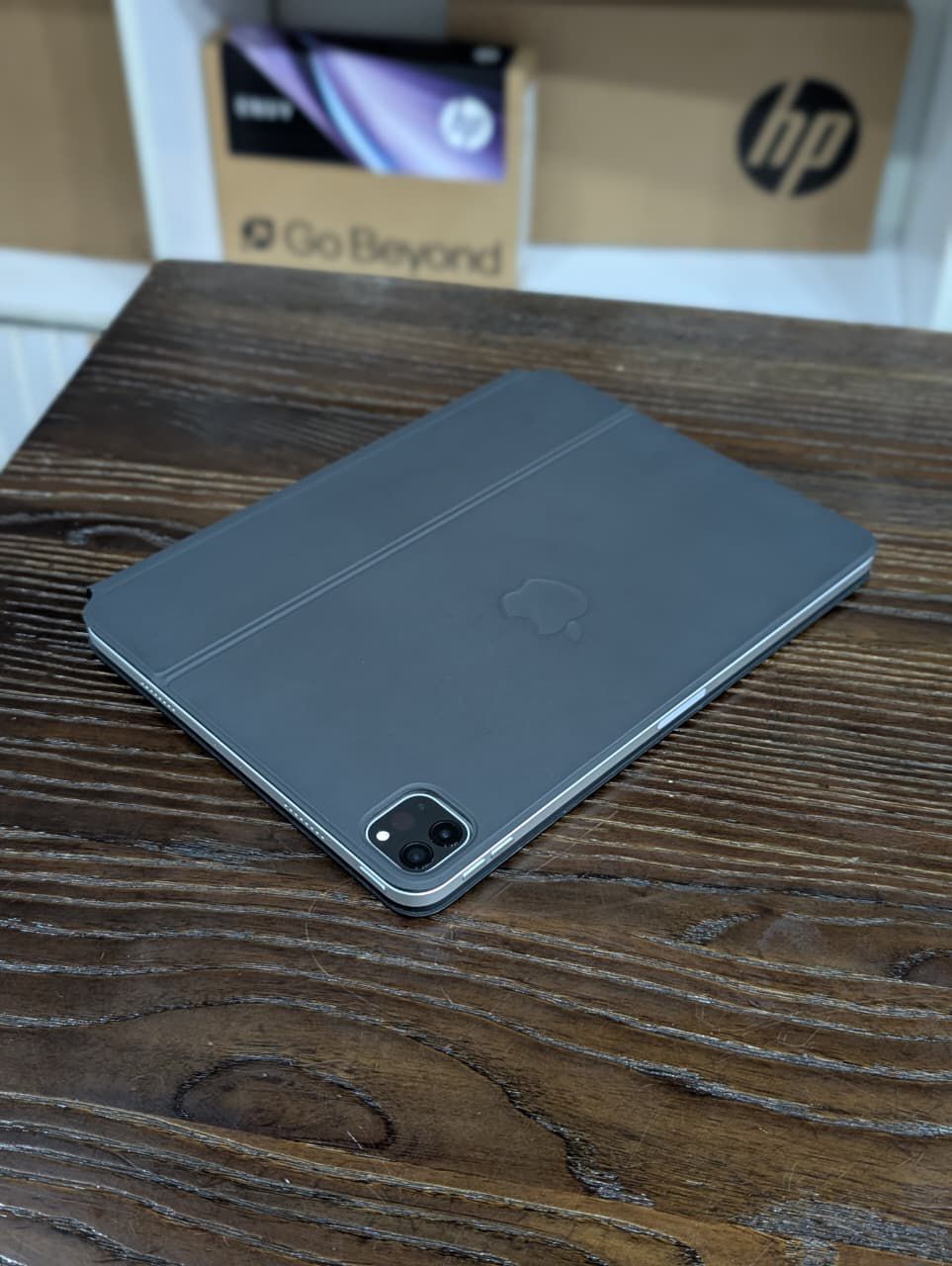 Apple iPad Pro 11-inch (M1, 256GB, Wi-Fi) + Magic Keyboard – Best Price