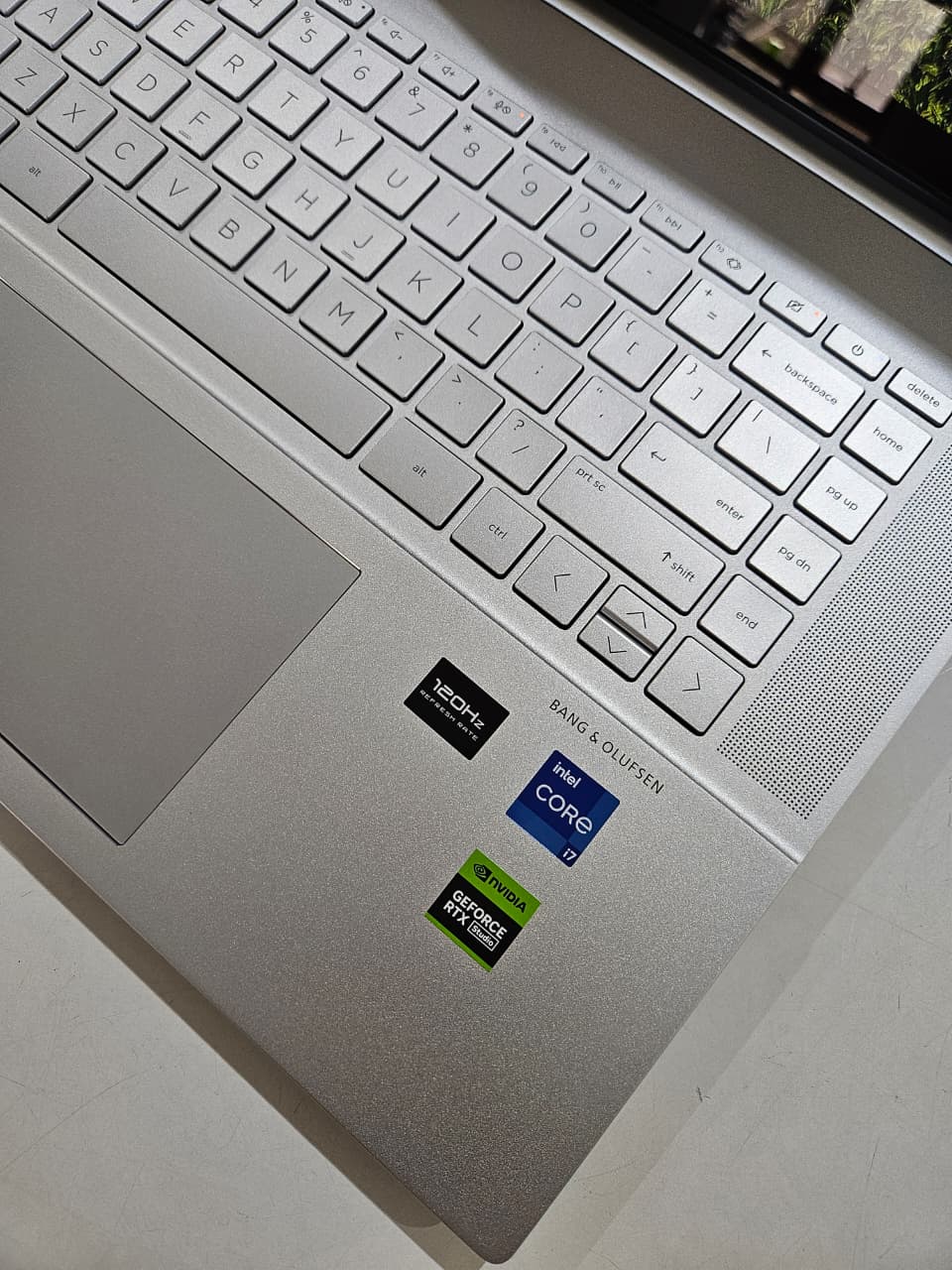 HP ENVY 16