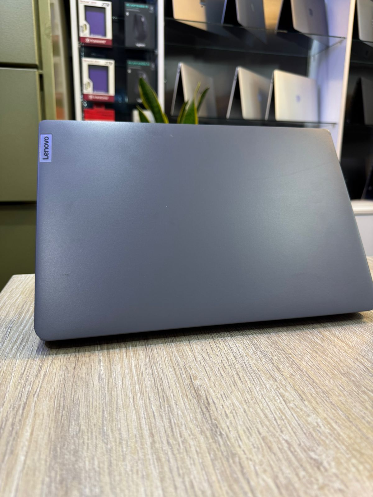 Lenovo IdeaPad 3  i5 11th Gen, 20GB RAM, 512GB SSD, 14