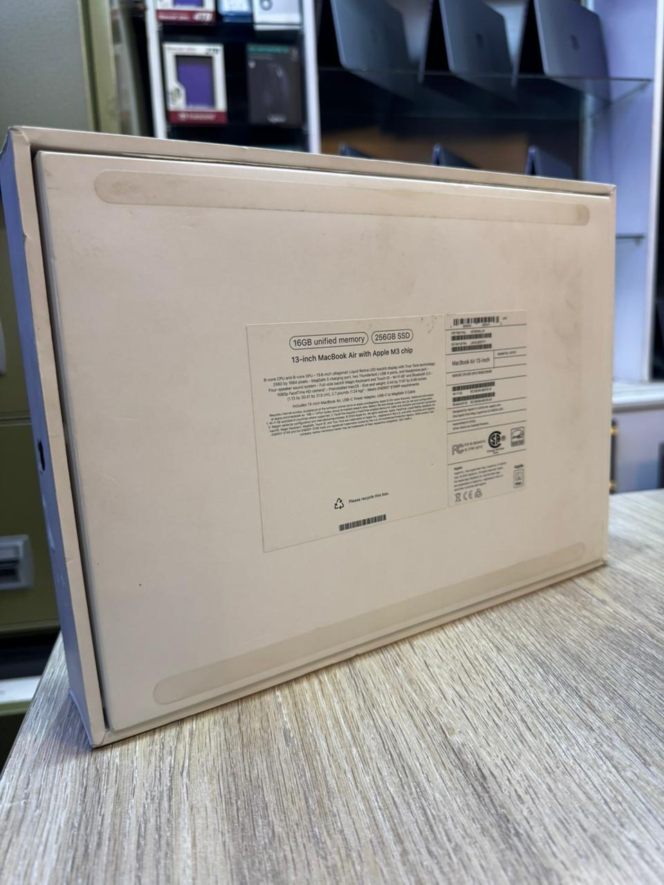 MacBook Air M3 13” 2024 | 16GB RAM | 256GB SSD | 99% Battery Health | Like New