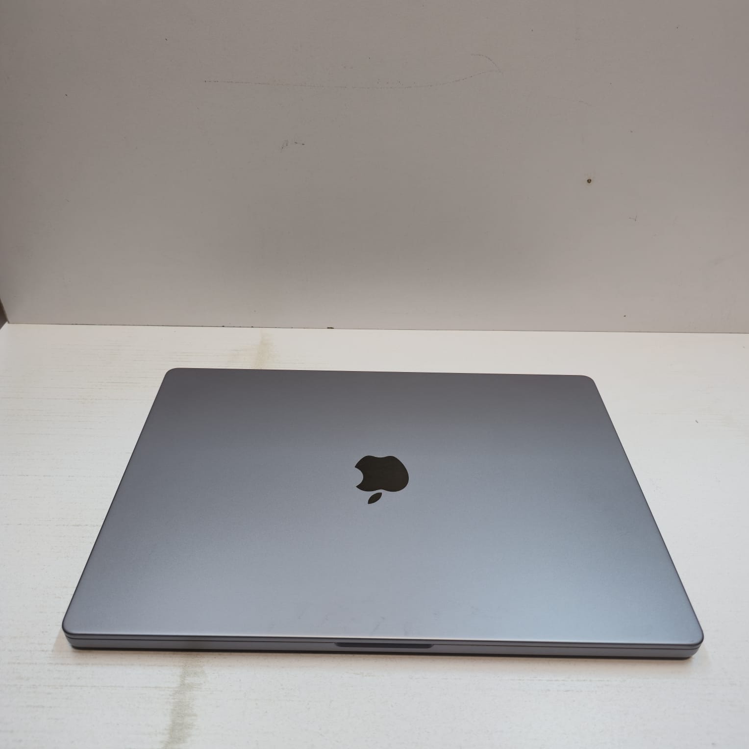 MacBook Pro 2021 – M1 Max Chip  32GB RAM  1TB SSD  16