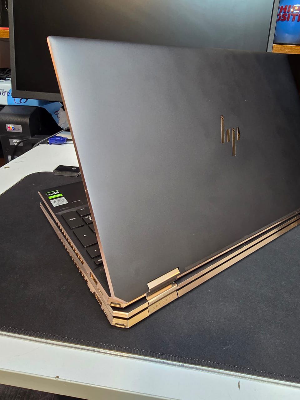HP Spectre x360 15 Convertible Laptop – Intel i7, 16GB DDR4, 512GB SSD, 4K Touchscreen, GTX 1650Ti