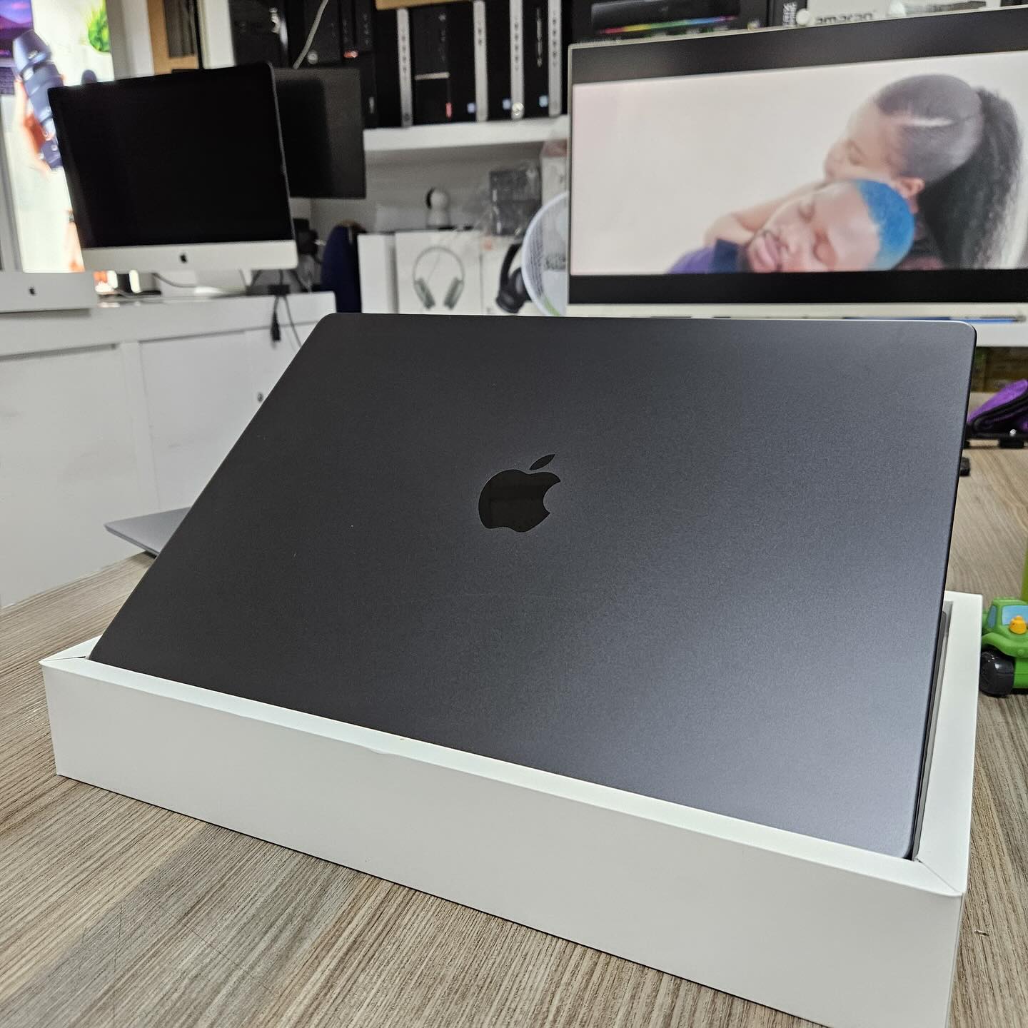 Apple MacBook Pro 16