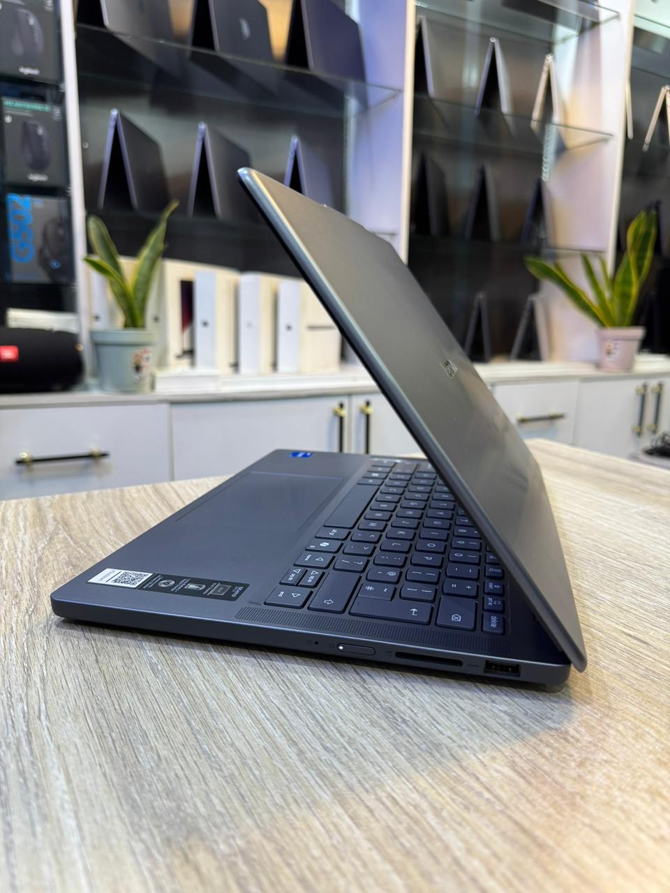 Lenovo IdeaPad Slim 3i Core i5 13th Gen Laptop | 16GB RAM | 512GB SSD | 2.1GHz