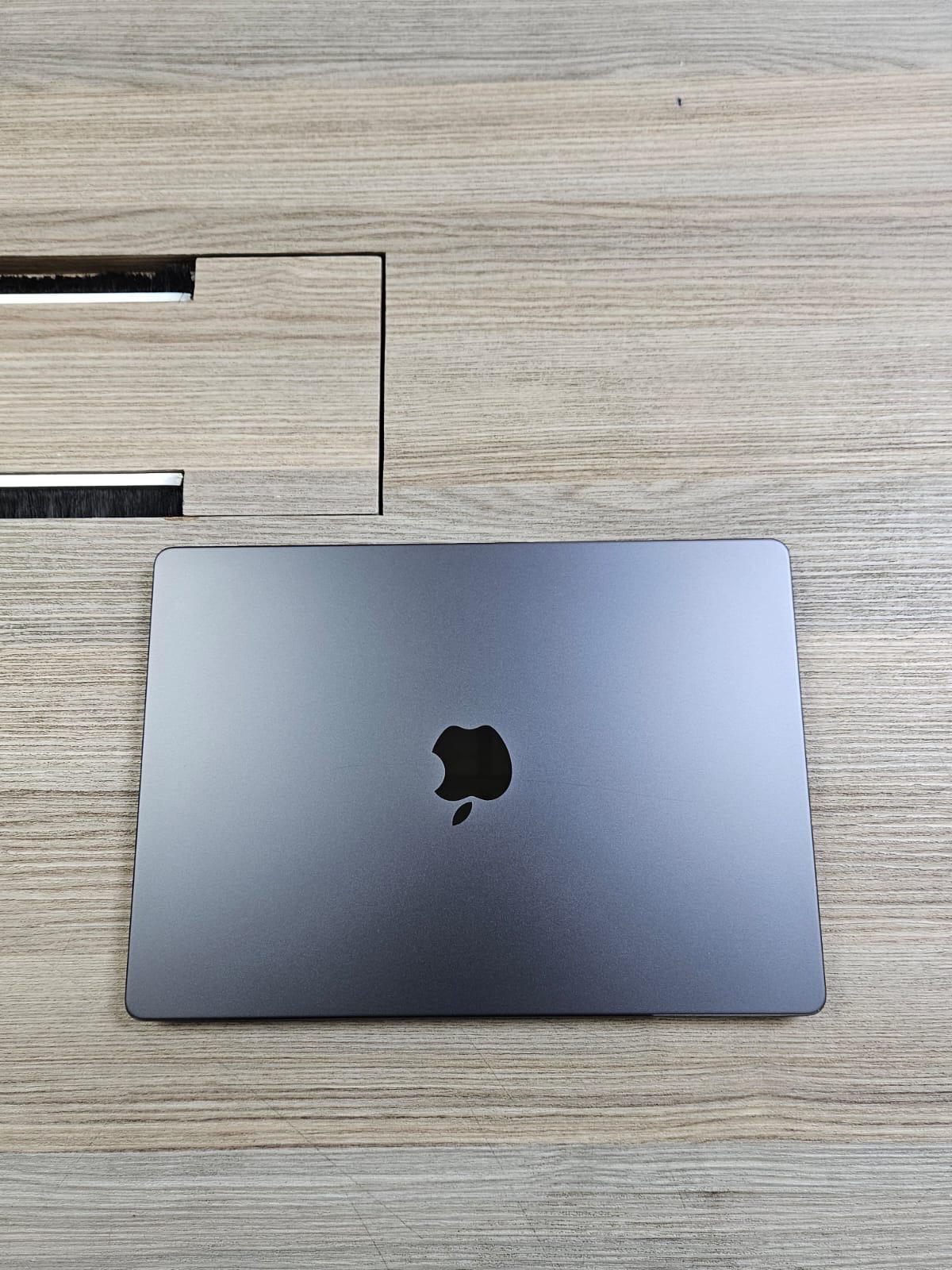 Apple MacBook Pro 14-inch M3 Pro – M3 Pro 11-Core Chip, 16GB RAM, 512GB SSD, 14.2” Liquid Retina XDR Display, 14-Core GPU | Space Black Professional Laptop