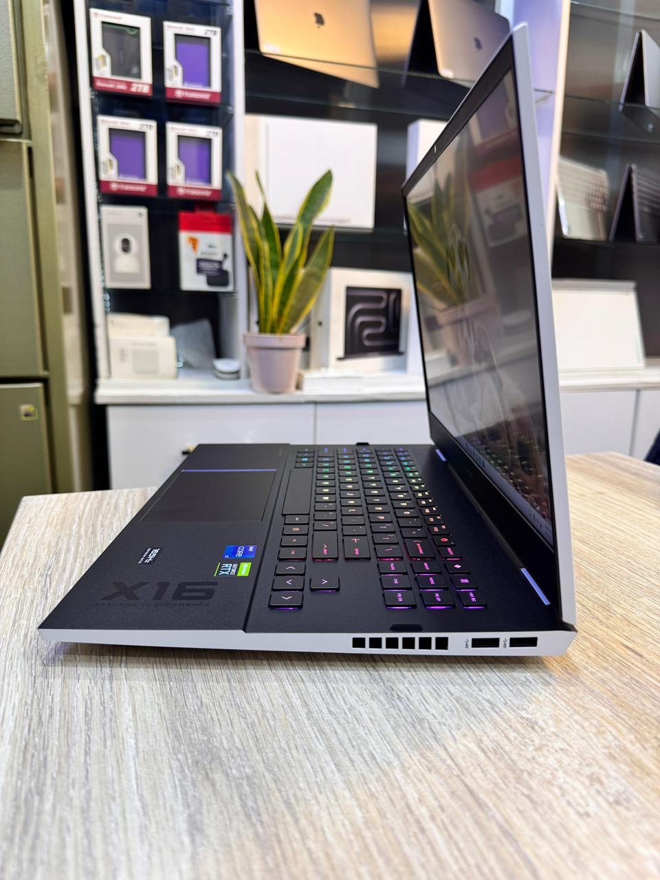 HP Omen X16 Gaming Laptop — Intel Core i7 11th Gen, RTX 3070 8GB, 32GB RAM, 1TB SSD, RGB Keyboard