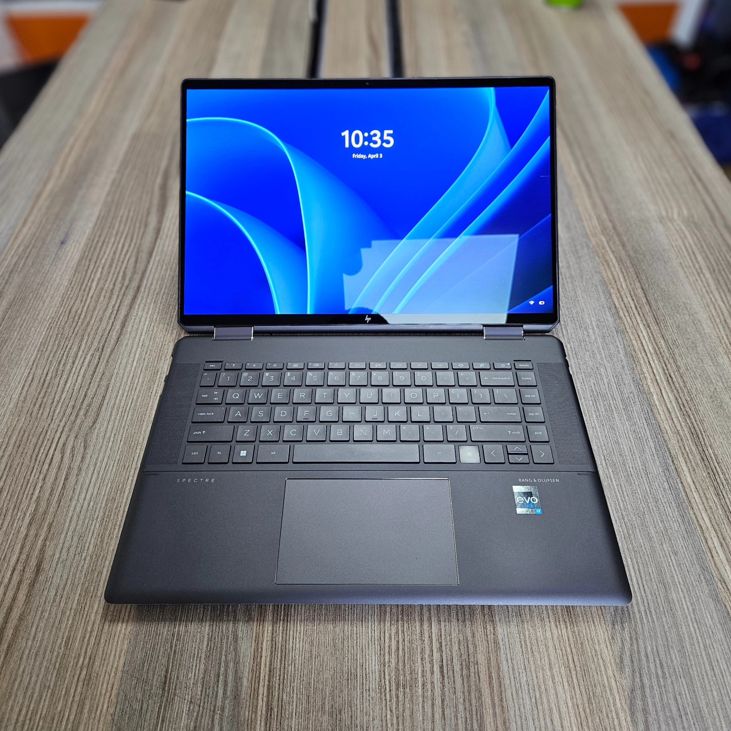 HP Spectre x360 16-f1023dx 2-in-1 Laptop – Intel Core i7-1260P, 16GB RAM, 1TB SSD, 16″ UHD+ OLED Touch, Intel Arc A370M 4GB, Thunderbolt 4