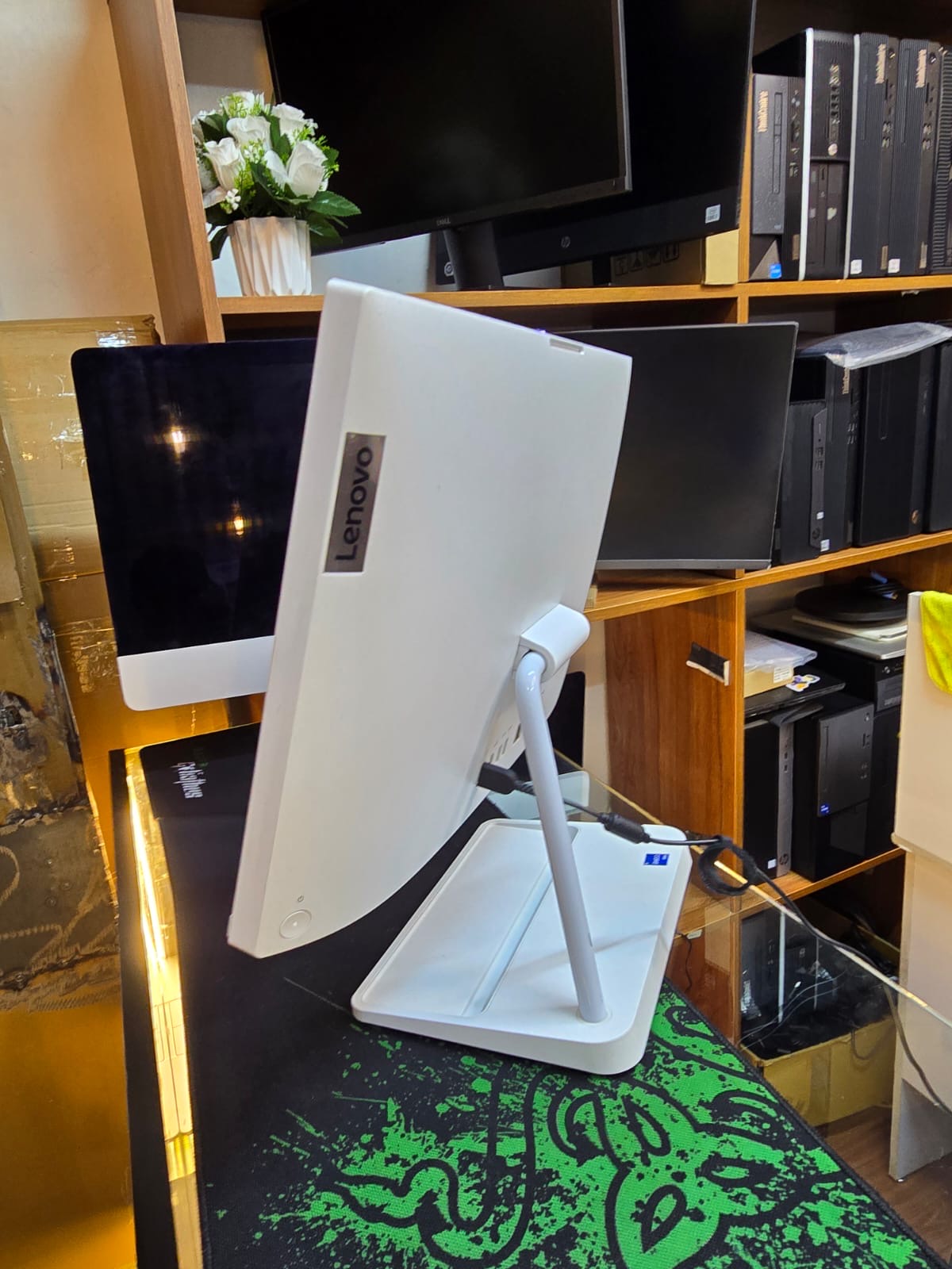 Lenovo IdeaCentre 3 All-in-One Bundle | Intel Core i5 11th Gen | 22” FHD | 8GB RAM | 1TB Storage