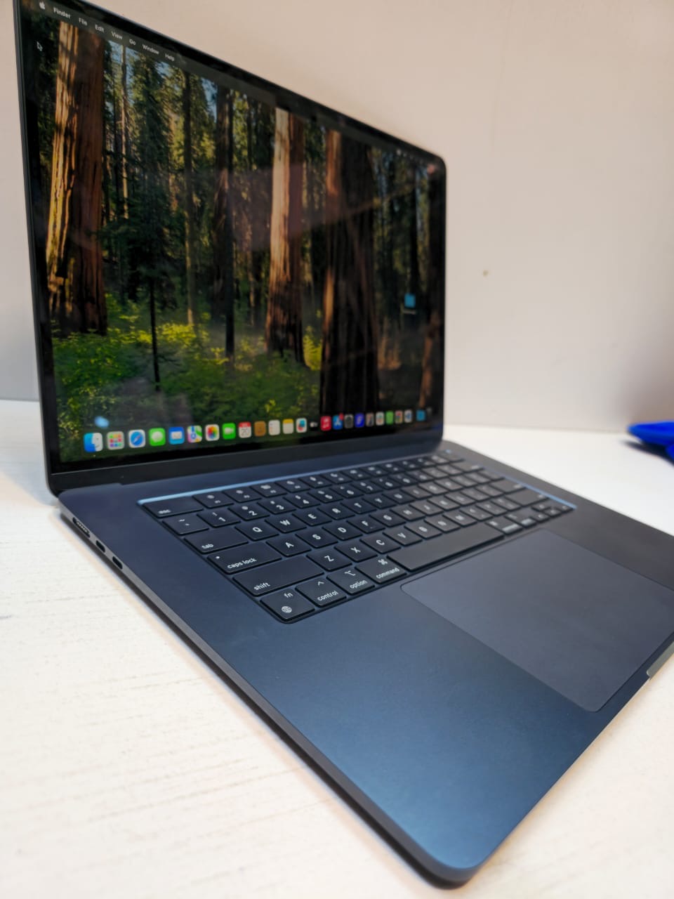 MacBook Air 15-inch M3 2024 Laptop | 16GB RAM | 256GB SSD