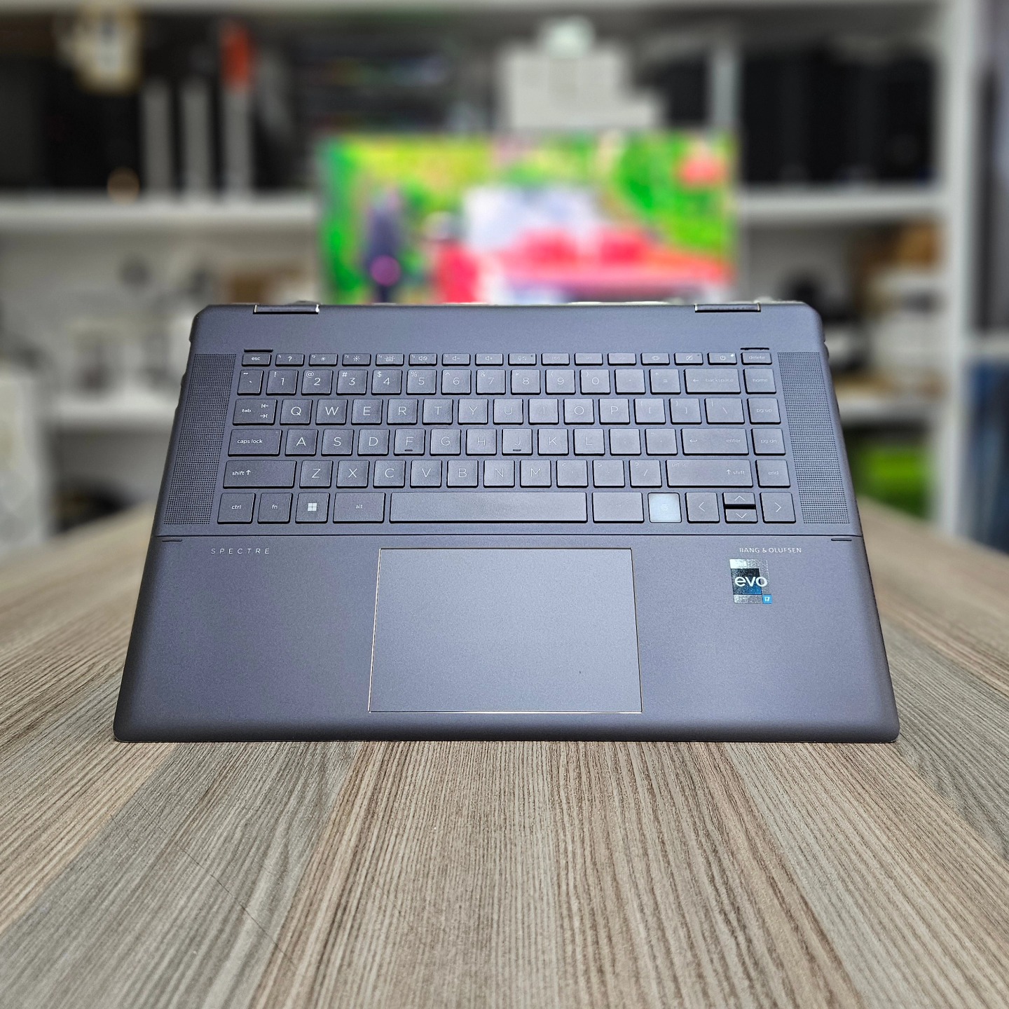 HP Spectre x360 16-f1023dx 2-in-1 Laptop – Intel Core i7-1260P, 16GB RAM, 1TB SSD, 16″ UHD+ OLED Touch, Intel Arc A370M 4GB, Thunderbolt 4