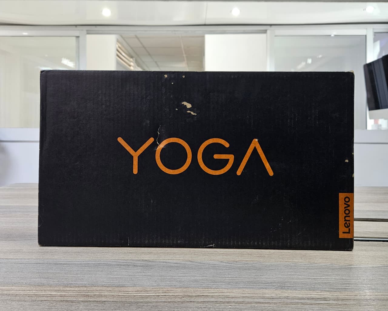 Lenovo Yoga 7i 14-Inch 2-in-1 Laptop | i7 11th Gen | 16GB/512GB | FHD Touch | Wi-Fi 6