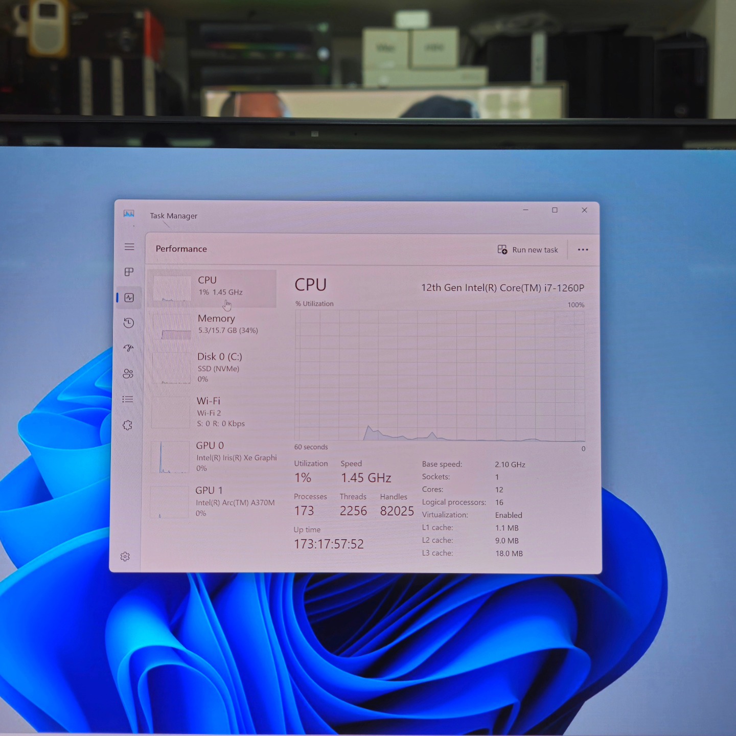 HP Spectre x360 16-f1023dx 2-in-1 Laptop – Intel Core i7-1260P, 16GB RAM, 1TB SSD, 16″ UHD+ OLED Touch, Intel Arc A370M 4GB, Thunderbolt 4