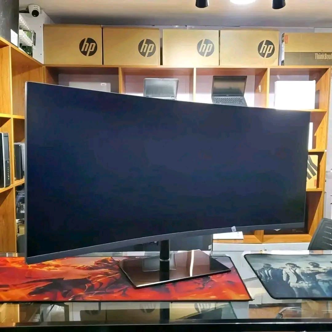 Samsung C34H890WJN – 34