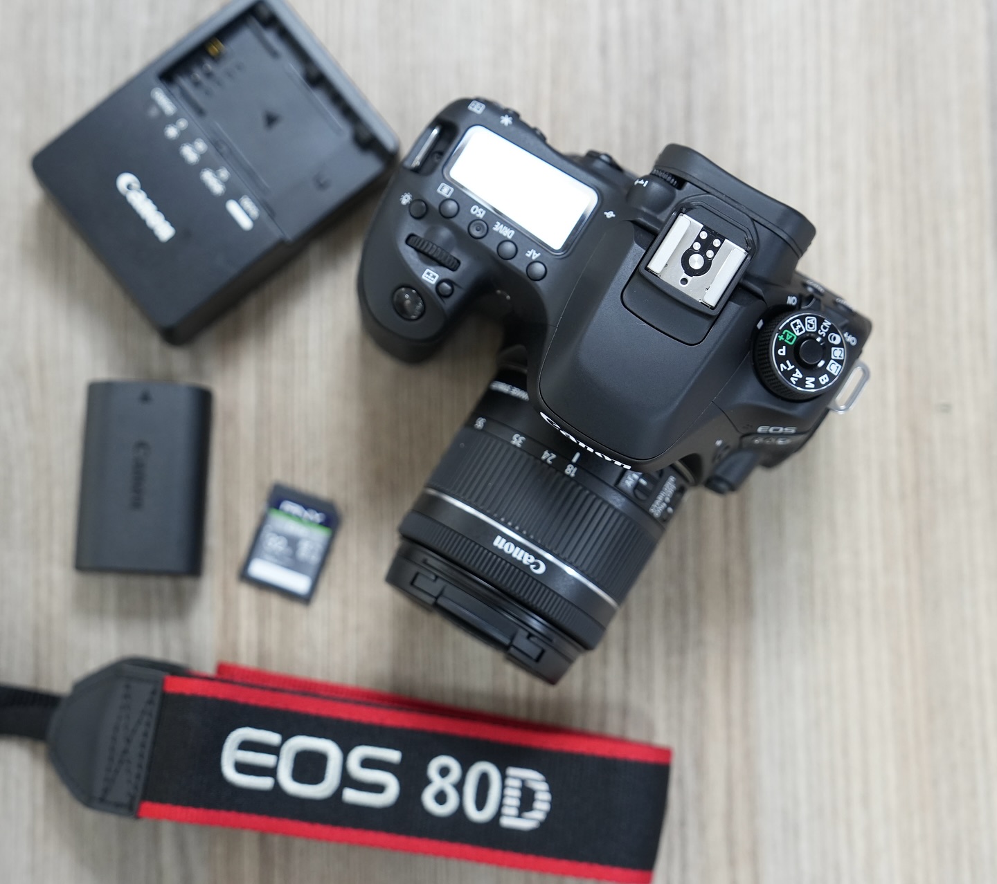 Buy Canon EOS 80D in Kenya – DSLR with Dual Pixel AF, Wi-Fi & 18-55mm Lens