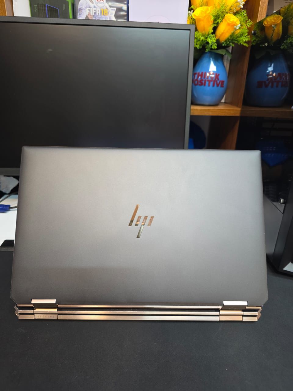 HP Spectre x360 15 Convertible Laptop – Intel i7, 16GB DDR4, 512GB SSD, 4K Touchscreen, GTX 1650Ti