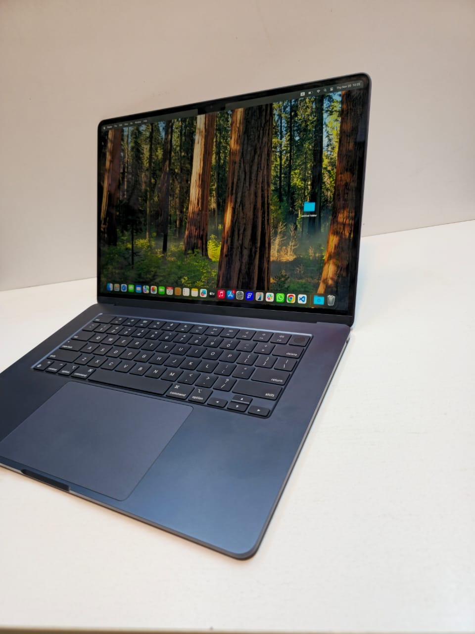 MacBook Air 15-inch M3 2024 Laptop | 16GB RAM | 256GB SSD