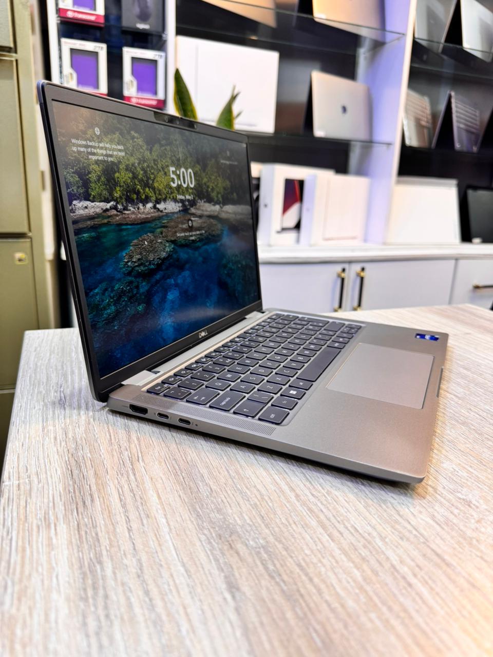 Dell Latitude 7340 Business Laptop  Core i7, Backlit Keyboard, 13.3