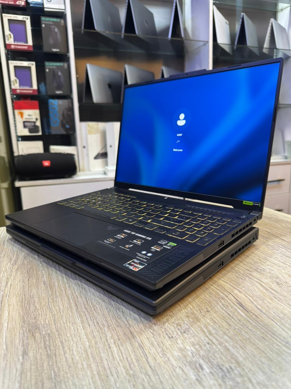 ASUS TUF A16 Ryzen 7 7000 Gaming Laptop | RTX 4050 6GB | 16GB RAM | 512GB SSD | 144Hz Display