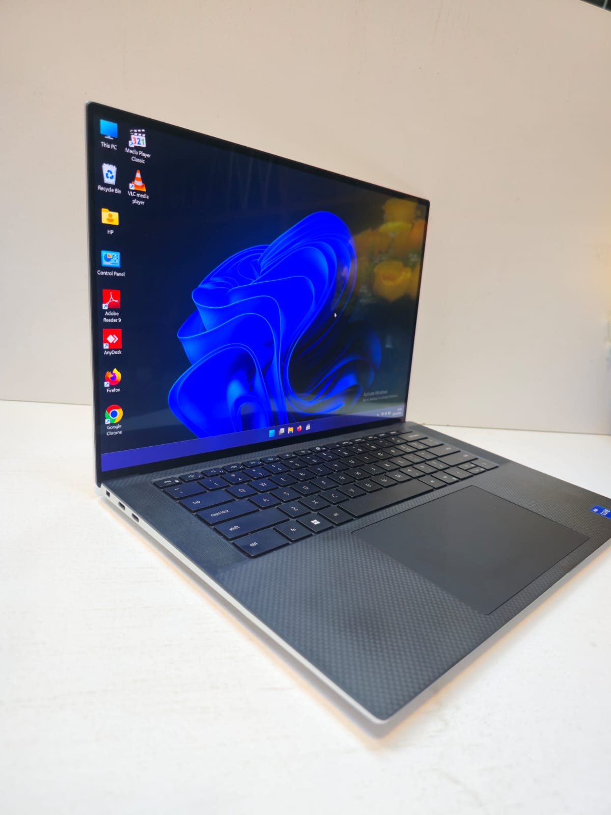 Dell XPS 15 9510 – Intel Core i9-12900H (12th Gen), 32GB RAM, 1TB SSD, 4K Touch Display, NVIDIA RTX 3050 4GB | Premium Performance Laptop