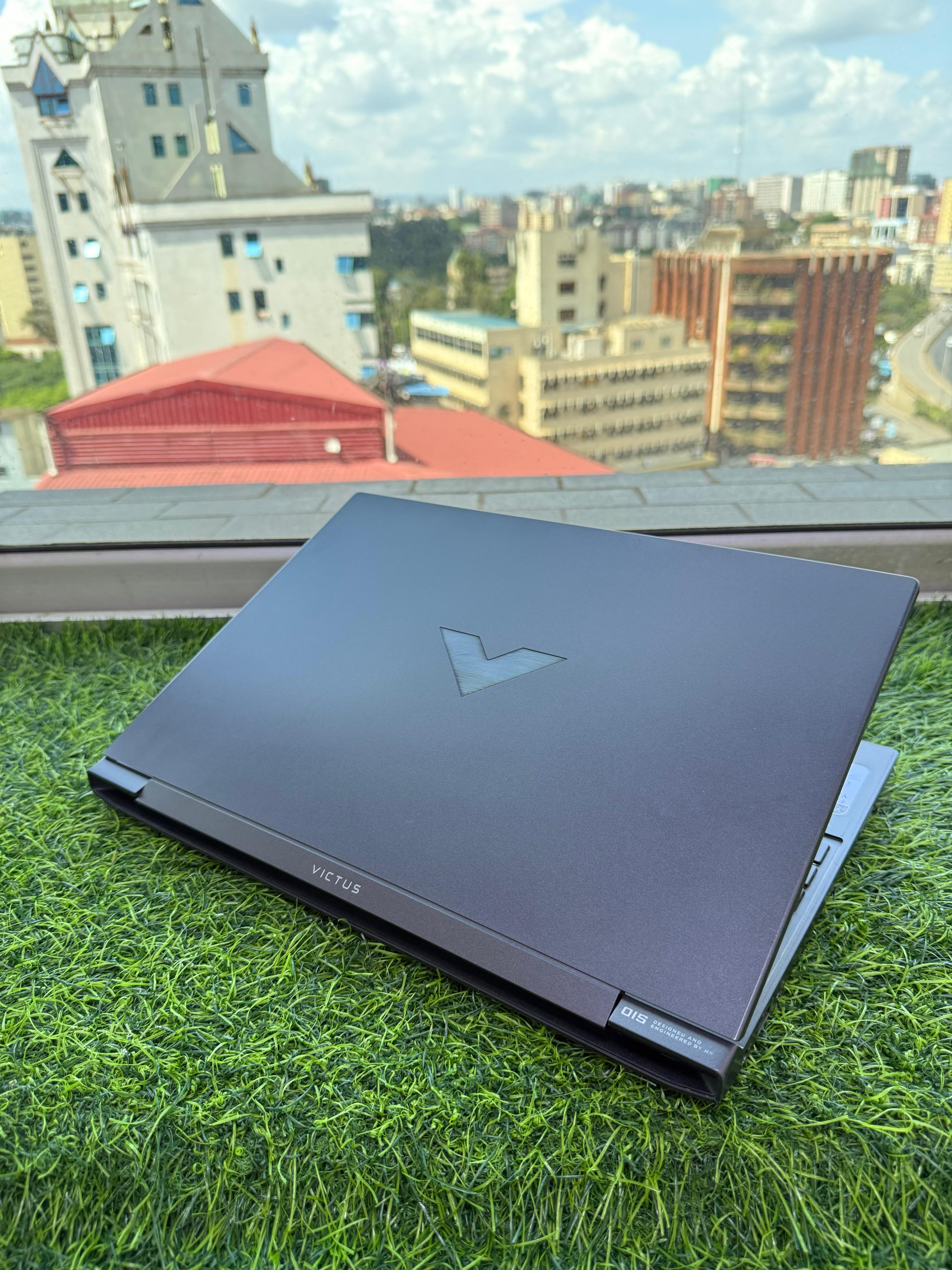 HP Victus Gaming Laptop – AMD Ryzen 5, 16GB RAM, 1TB SSD, 4GB RTX 2050, Backlit Keyboard