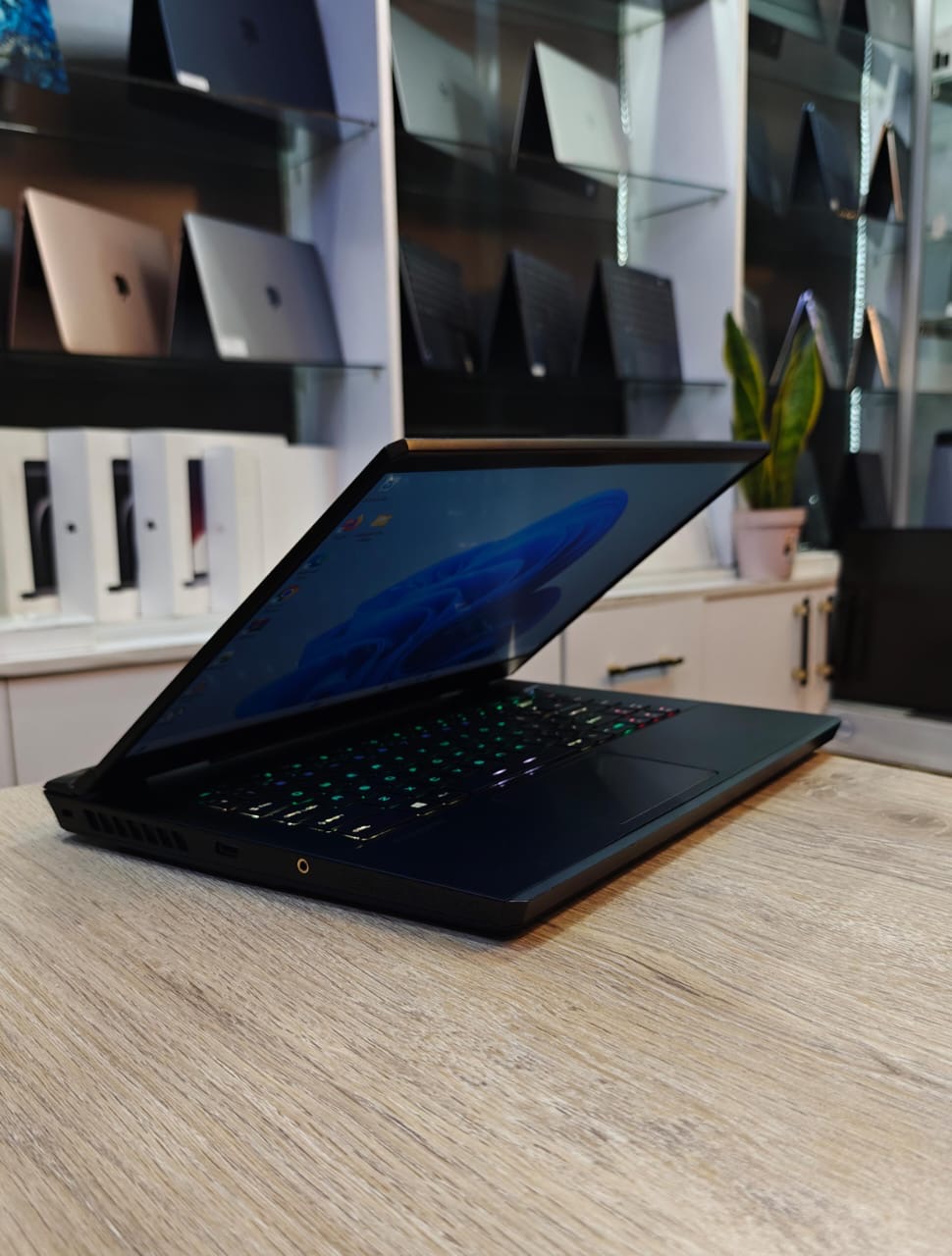 MSI GP66 Leopard Core i7 11th Gen Gaming Laptop | RTX 3070 8GB | 32GB RAM | 1TB SSD | FHD 240Hz