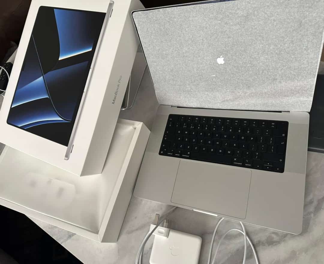Buy MacBook Pro M2 Max 16