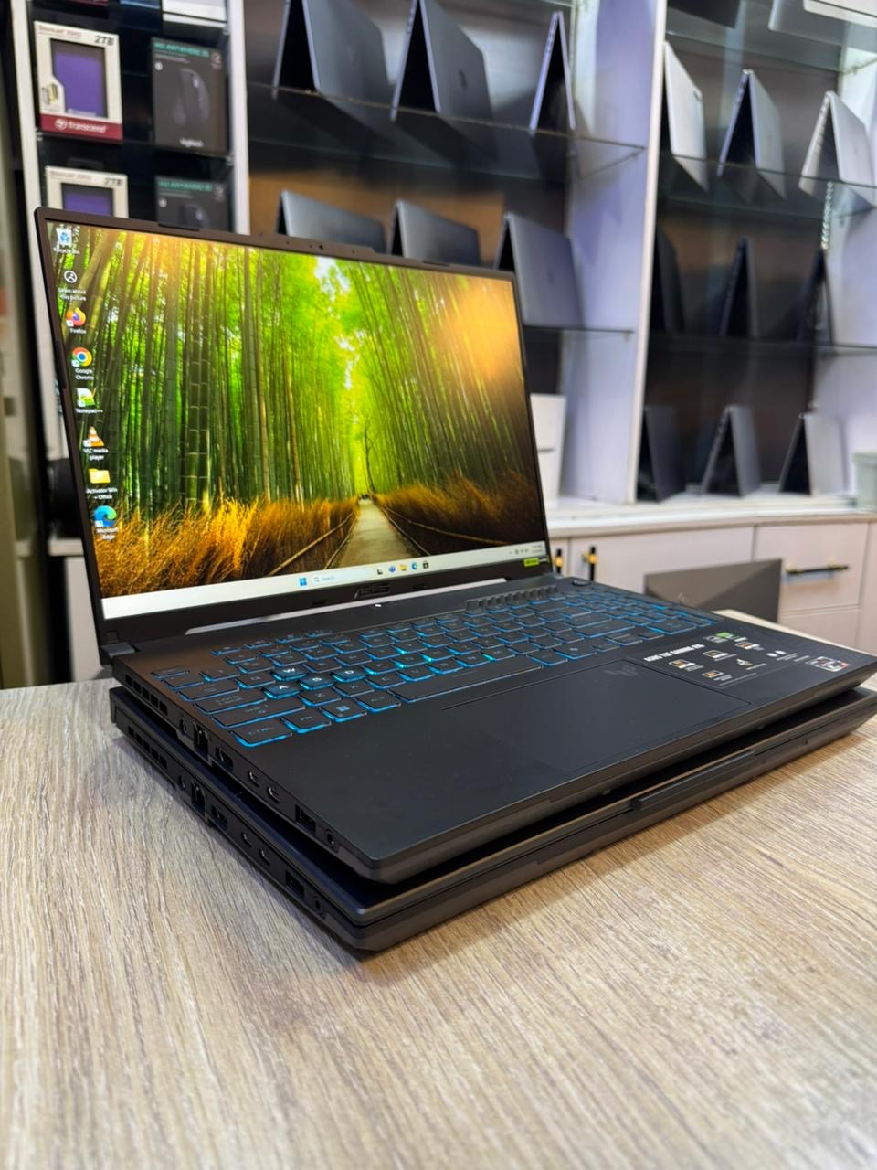 ASUS TUF A16 Ryzen 7 7000 Gaming Laptop | RTX 4050 6GB | 16GB RAM | 512GB SSD | 144Hz Display