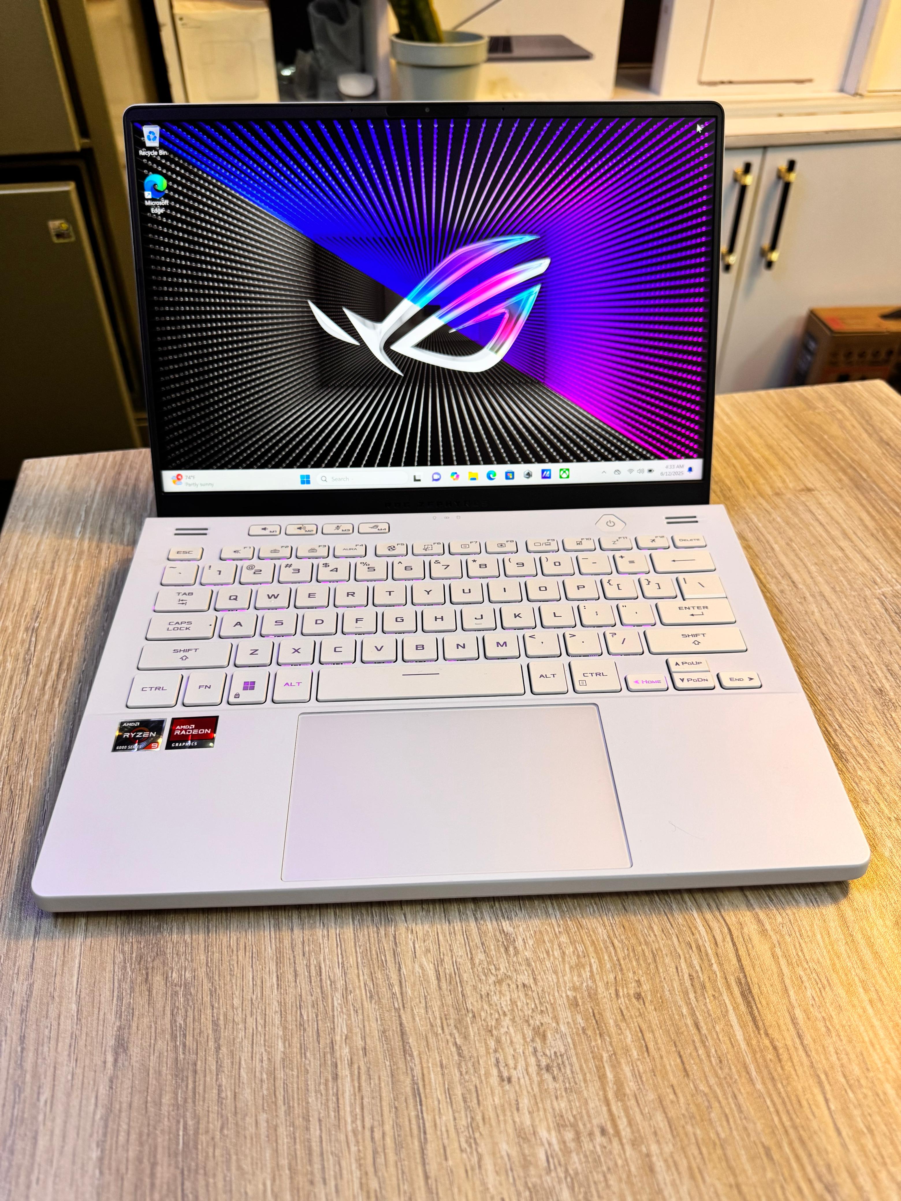 ASUS ROG Zephyrus G14 14