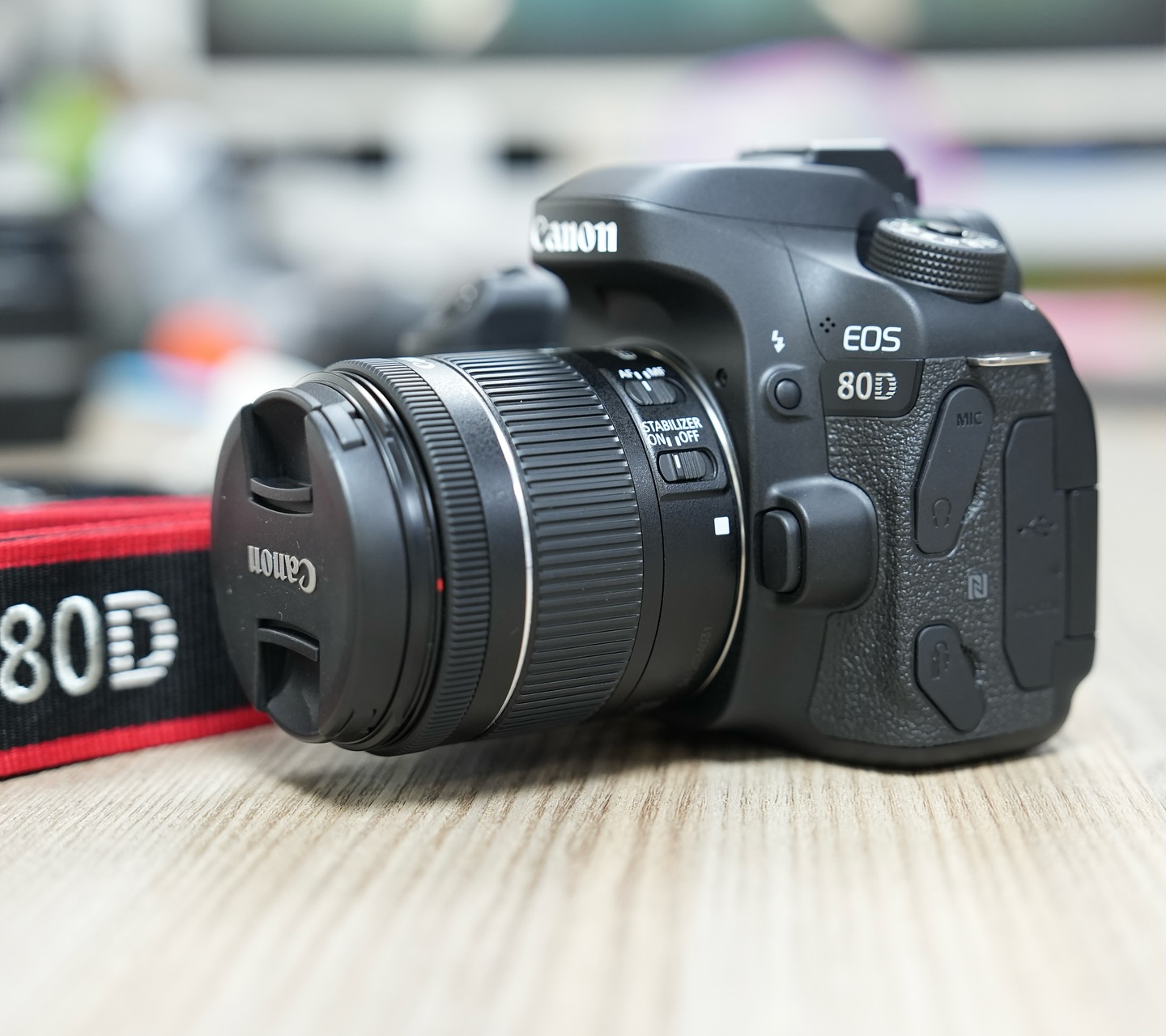 Buy Canon EOS 80D in Kenya – DSLR with Dual Pixel AF, Wi-Fi & 18-55mm Lens