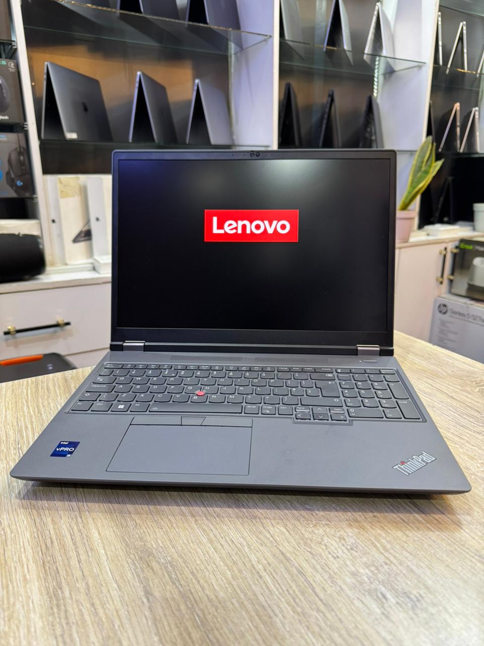 Lenovo ThinkPad P16 G2 – Intel Core i9 13th Gen, 48GB RAM, 1TB SSD, NVIDIA RTX 5000 Ada 16GB, 2K Display, Workstation Laptop