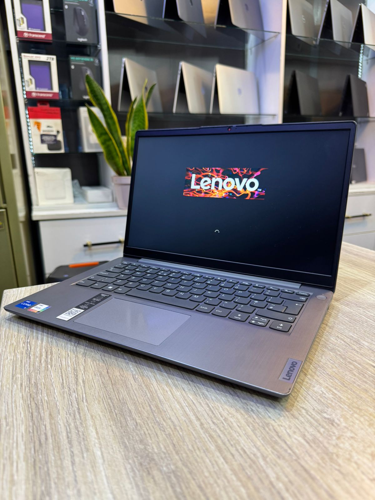 Lenovo IdeaPad 3  i5 11th Gen, 20GB RAM, 512GB SSD, 14