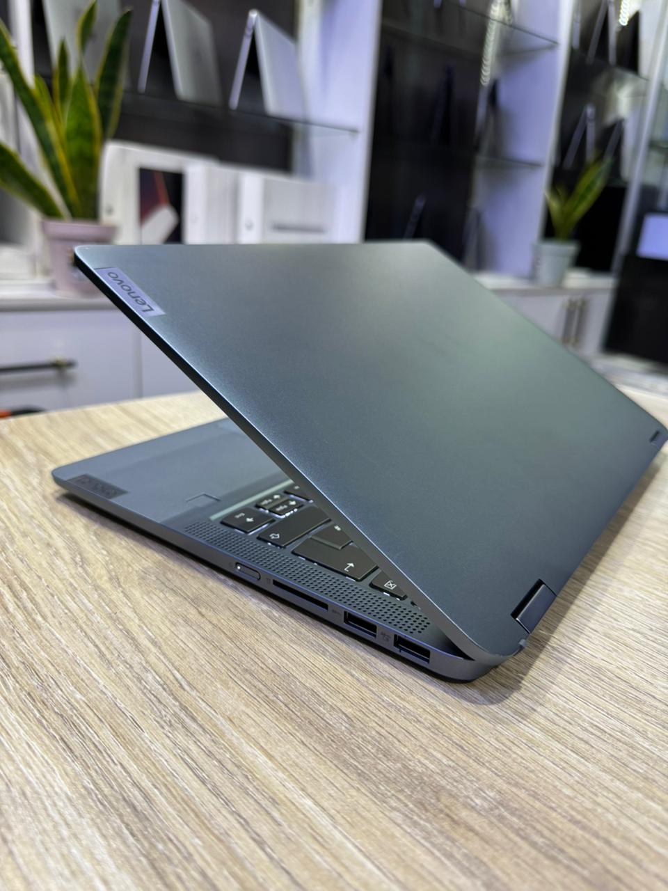 Lenovo IdeaPad Flex 5  i7 12th Gen, 8GB RAM, 512GB SSD, Touchscreen Laptop