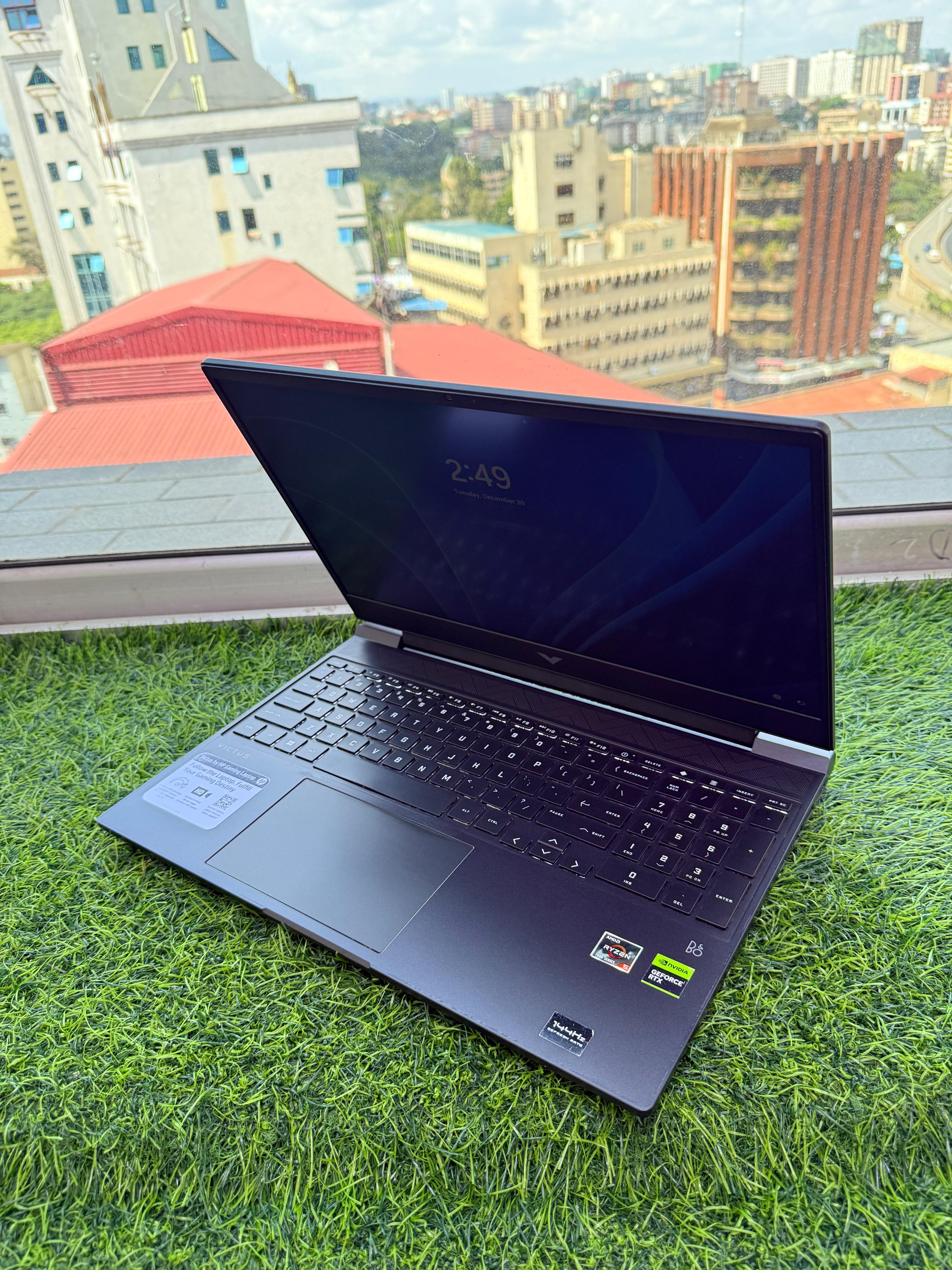 HP Victus Gaming Laptop – AMD Ryzen 5, 16GB RAM, 1TB SSD, 4GB RTX 2050, Backlit Keyboard