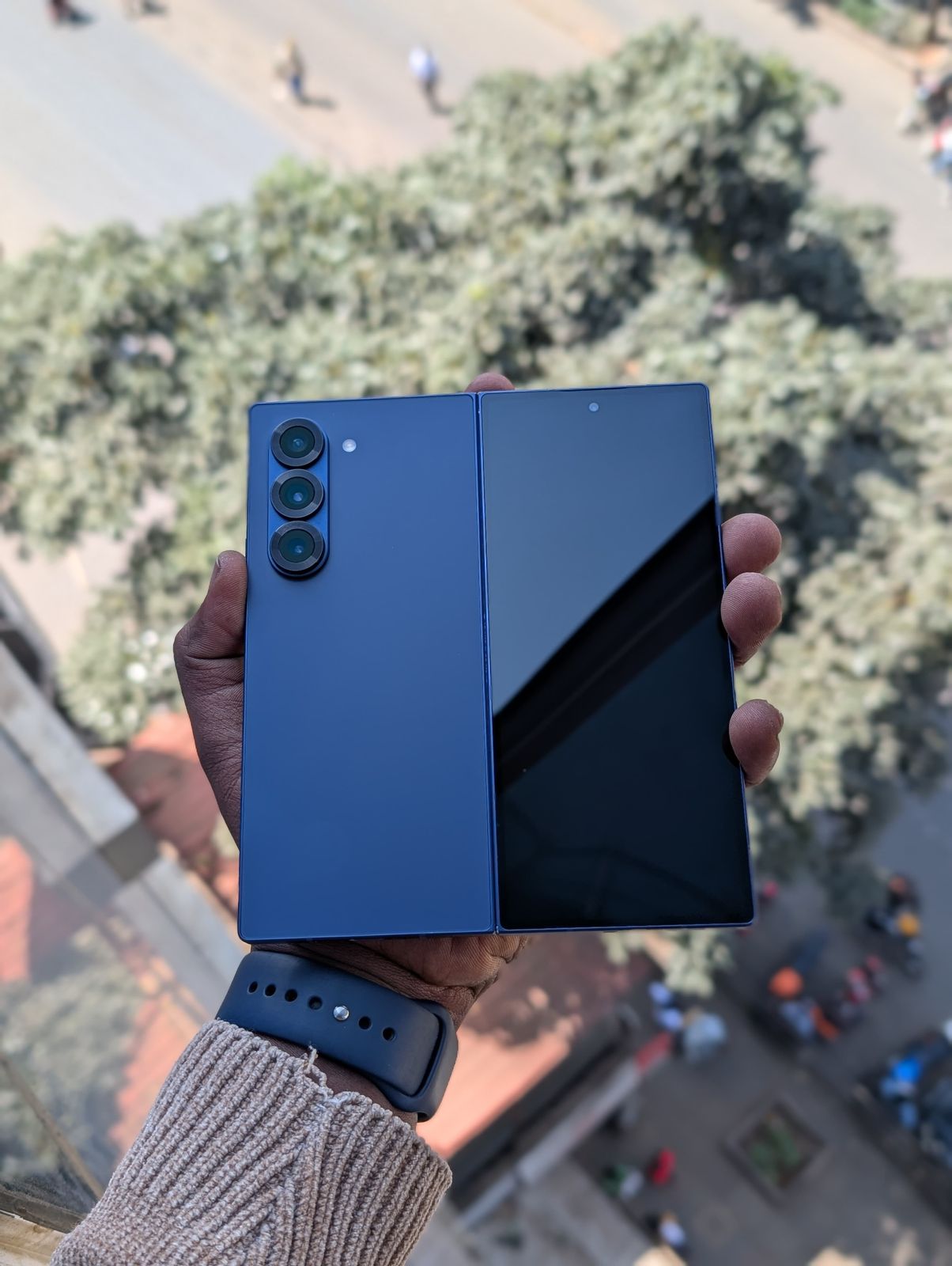 Samsung Galaxy Z Fold 6 – 12GB RAM, 512GB Storage, Foldable AMOLED Display