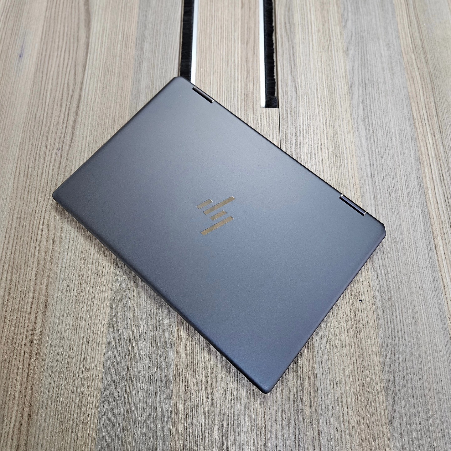 HP Spectre x360 16-f1023dx 2-in-1 Laptop – Intel Core i7-1260P, 16GB RAM, 1TB SSD, 16″ UHD+ OLED Touch, Intel Arc A370M 4GB, Thunderbolt 4